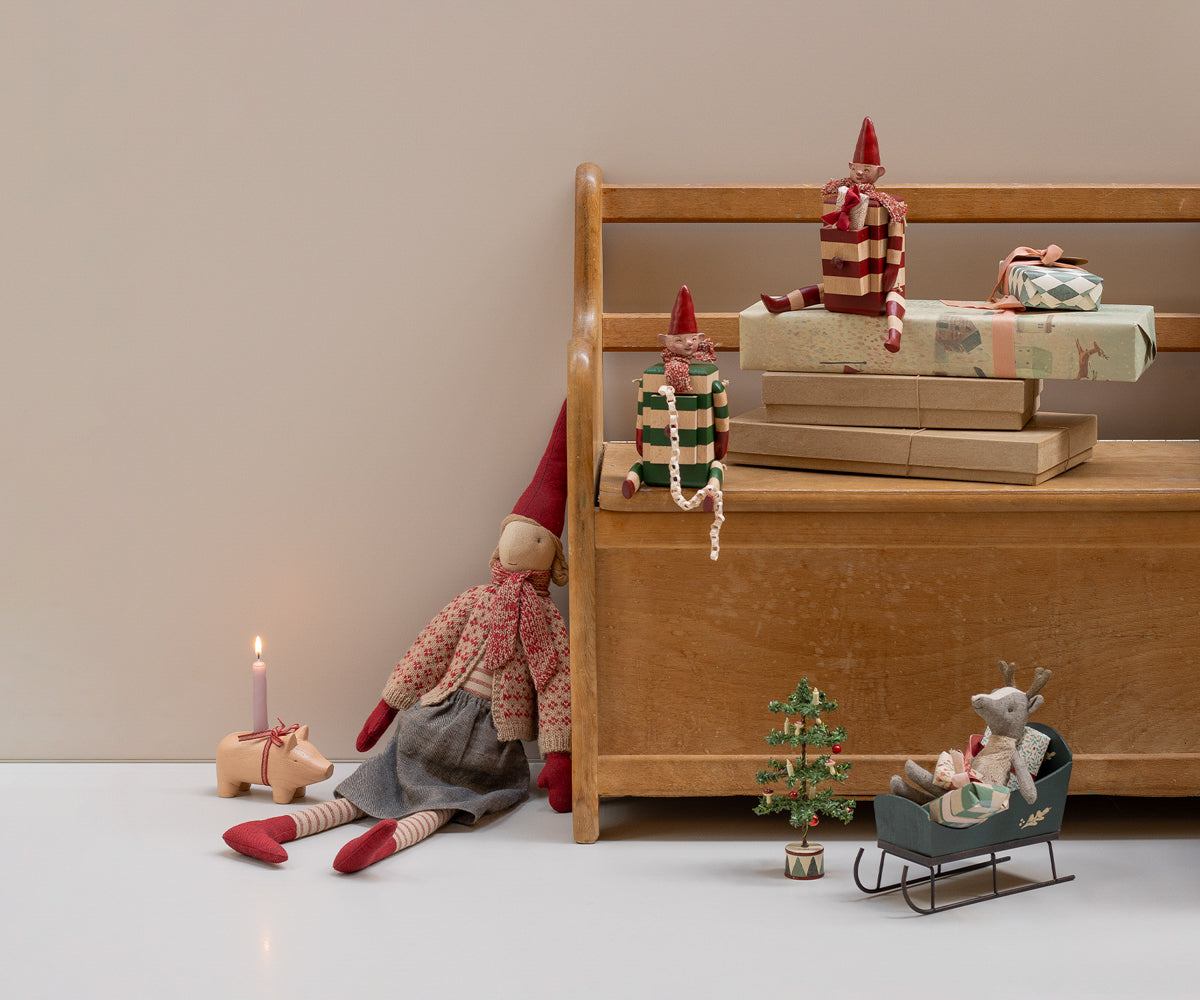 Maileg-Pixy-Size-4-Girl-Skirt-and-cardigan-14-5442-00