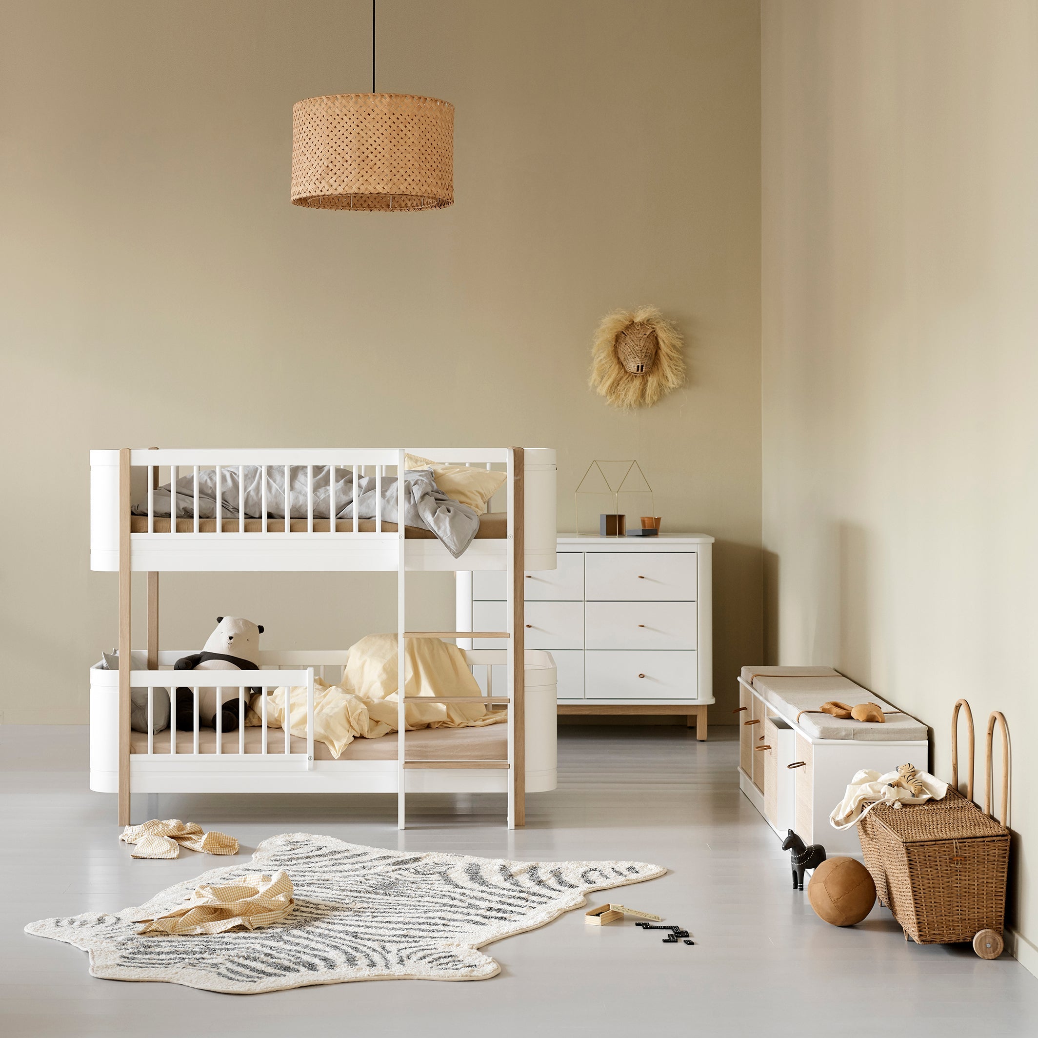 Oliver-Furniture-Umbauset-Mini-Babybett-inklusive-Juniorbett-zum-halbhohen-Etagenbett-041461-weiss-EicheOliver-Furniture-Umbauset-Mini-halbhohes-Hochbett-zum-halbhohen-Etagenbett-041471