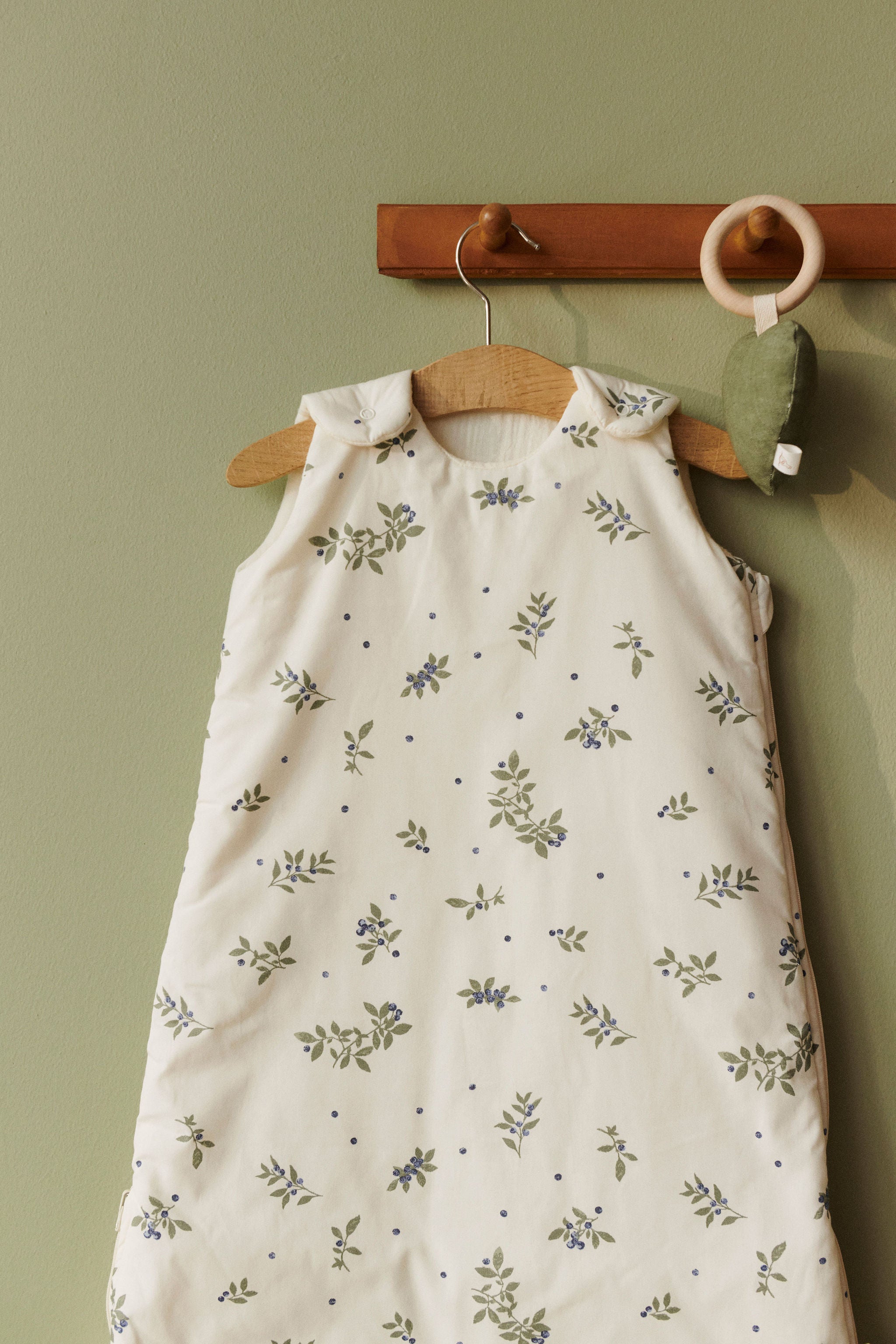 Dear-April-Schlafsack-Wind-Winterschlafsack-6-18Monate-Blueberries-3-104-25