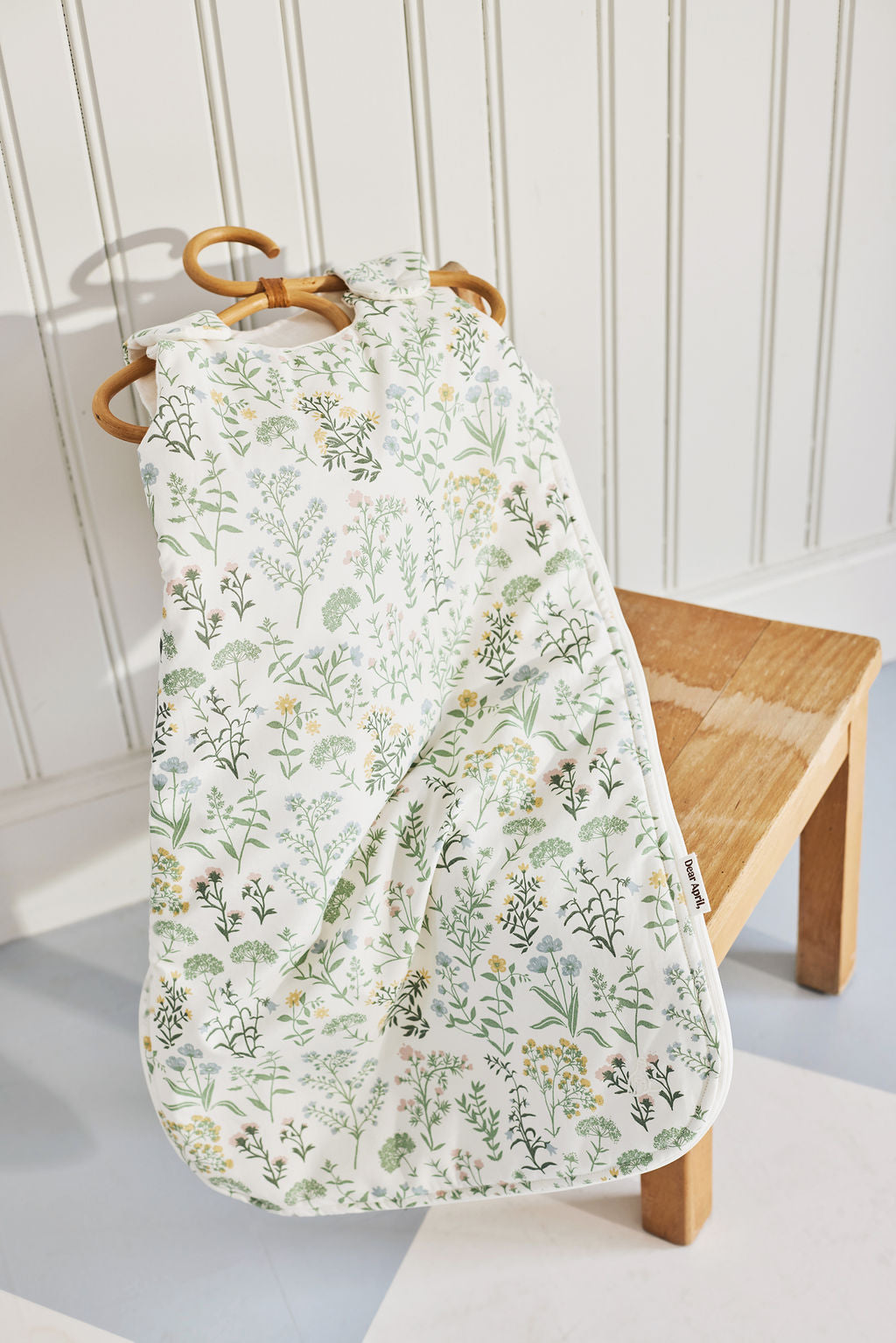 Dear-April-Sleepingbag-Winter-Summerflower