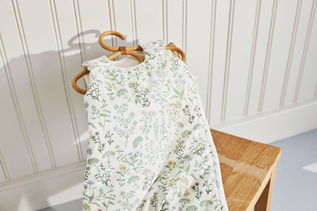 Dear-April-Sleepingbag-Winter-Summerflower