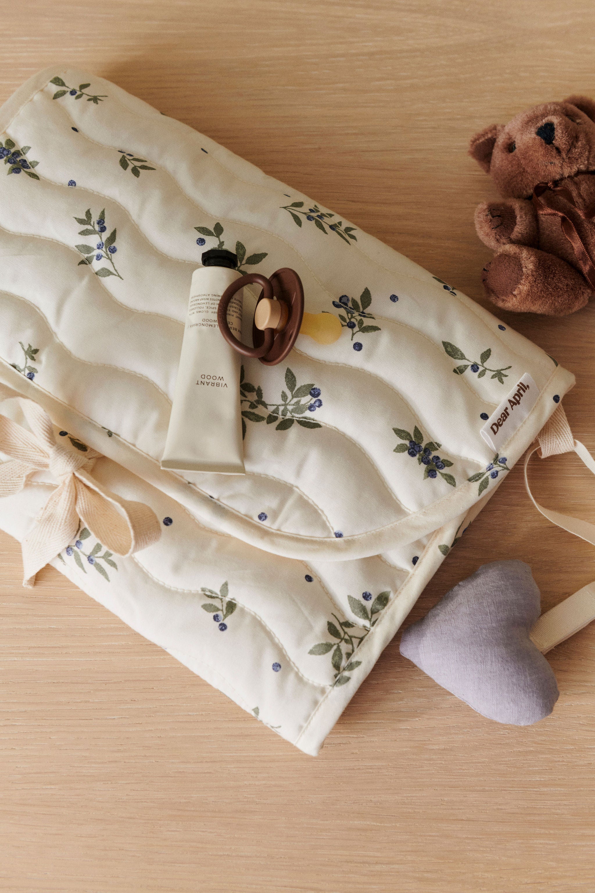 Dear-April-River-Wickeltasche für unterwegs-Blueberries-3-127-25