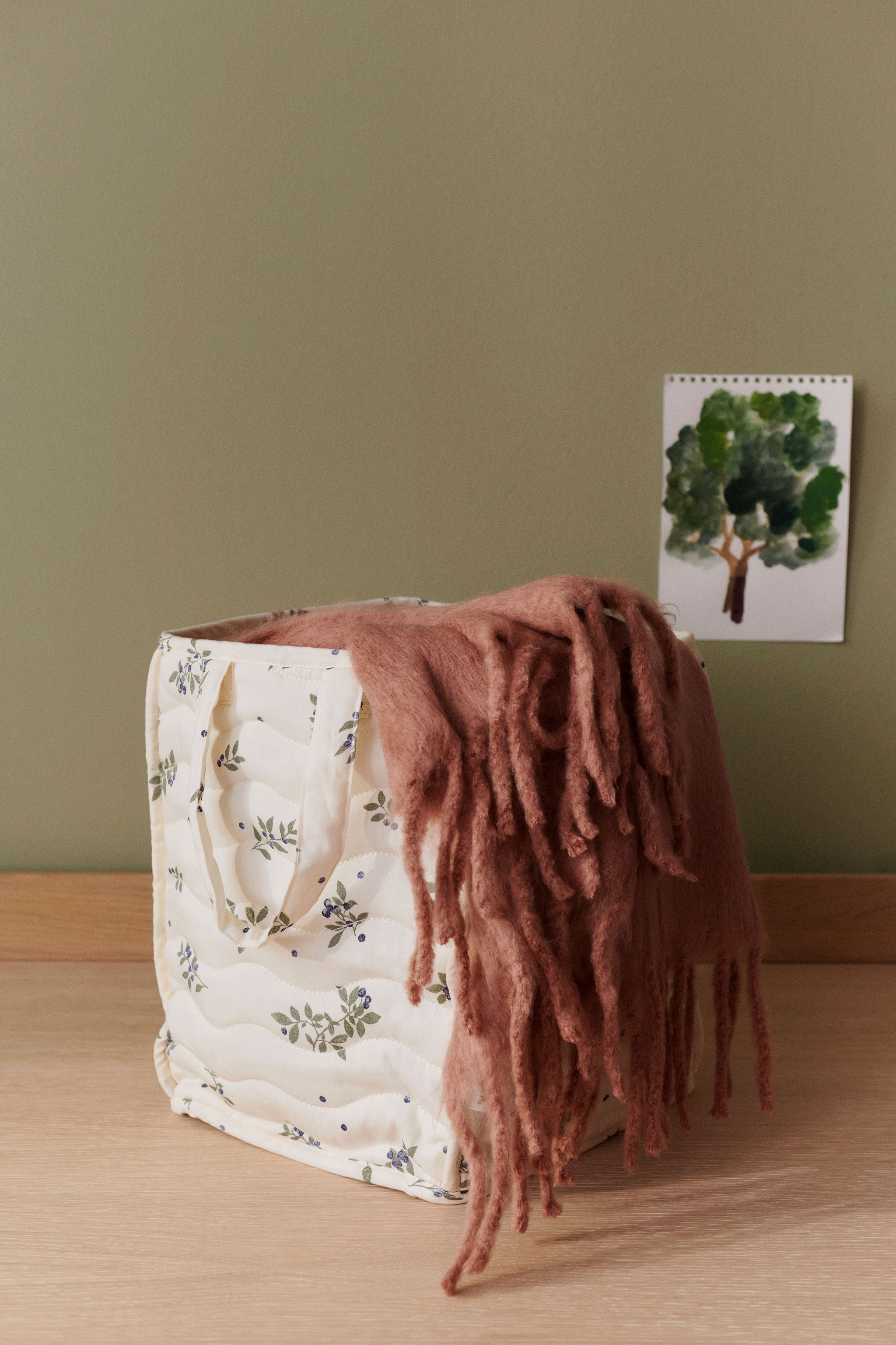 Dear-April-Ami-basket-blueberries-4-104-25