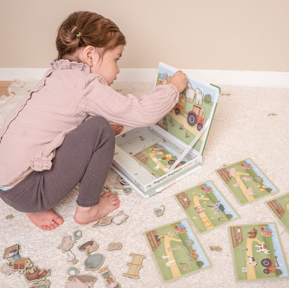 Little-Dutch-Magnetisches-Spielboard-Little-Farm-LD7159-1