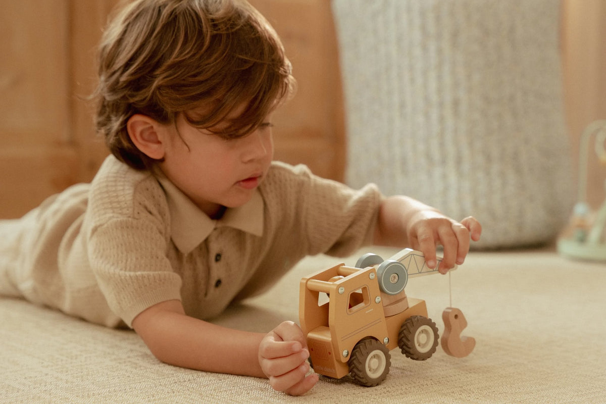 Little Dutch Kranwagen aus Holz für Kinder ab 18 Monaten