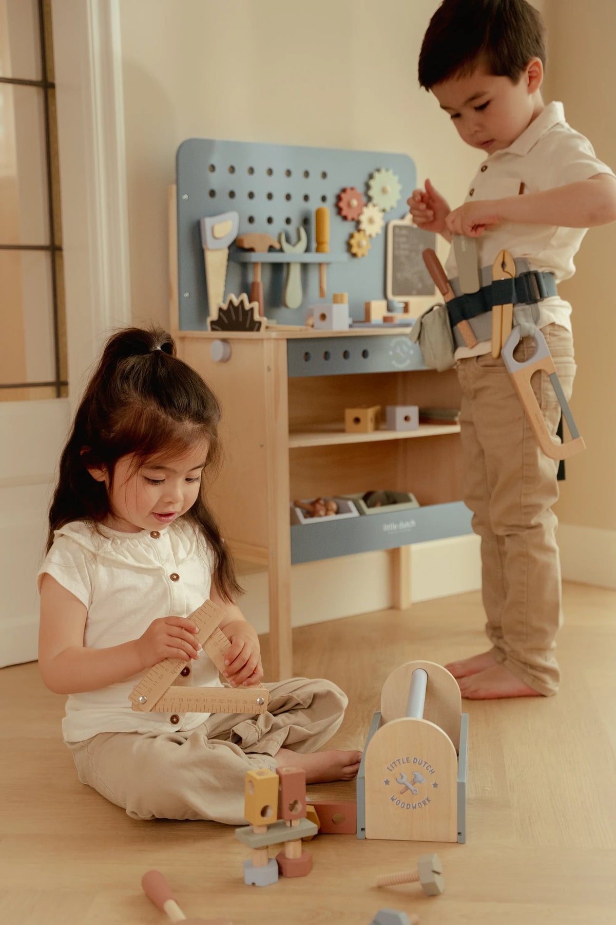 Little Dutch Holzwerkbank aus Holz in Blau für Kinder ab 3 Jahren