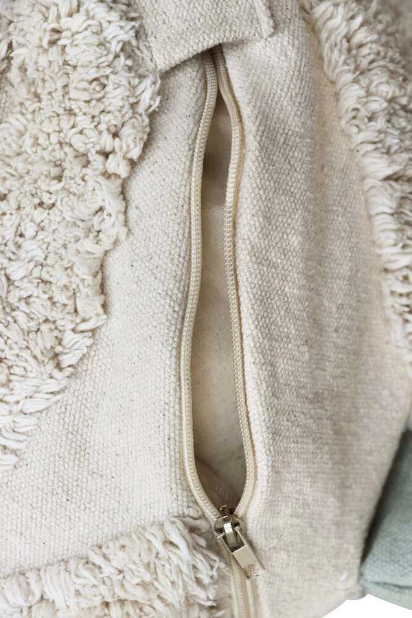 Lorena-Canals-Sitzkissen-Pouf-Mr.-Snail-P-Snail