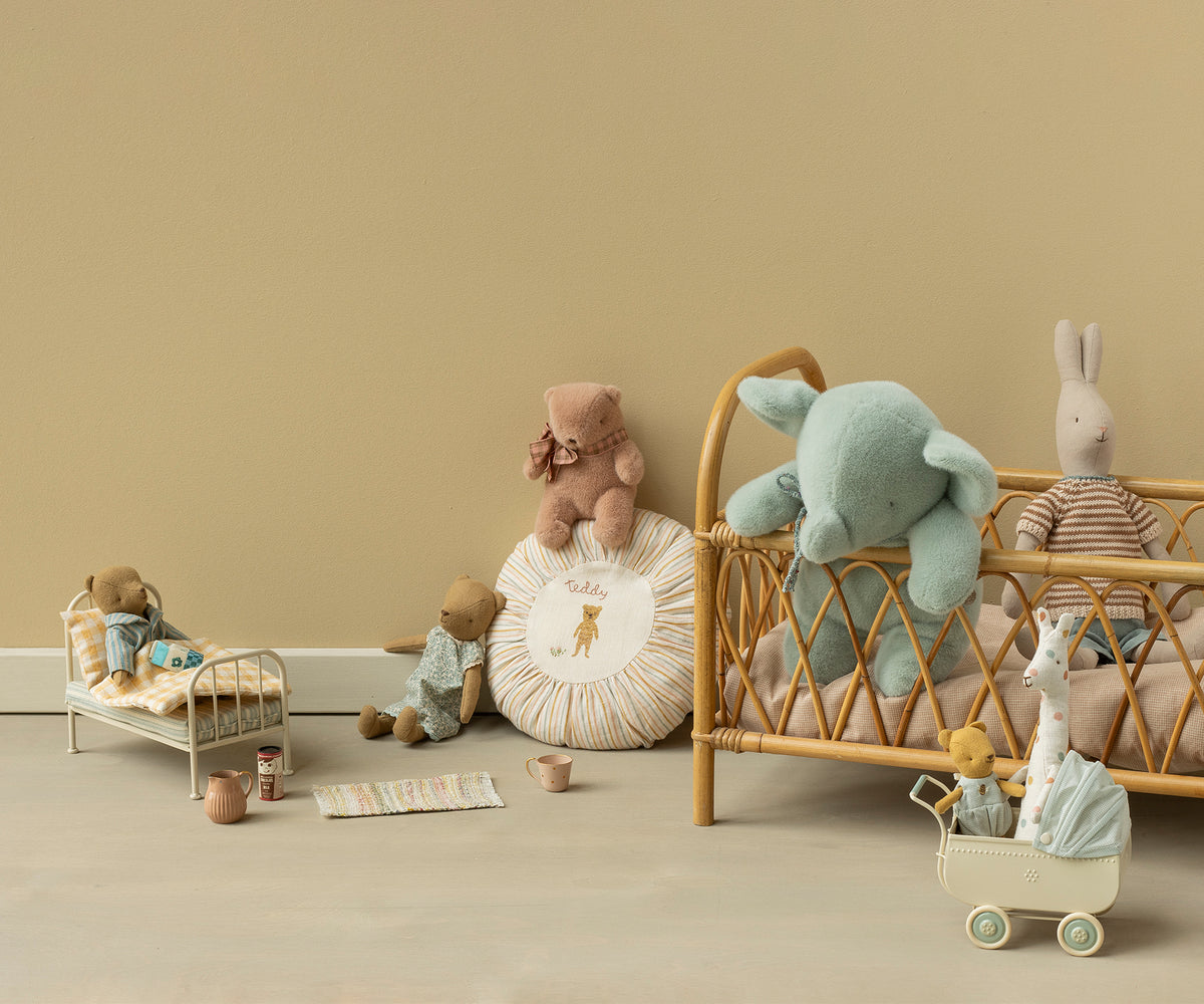 Maileg Elefant Kuscheltier 34 cm Soft Mint