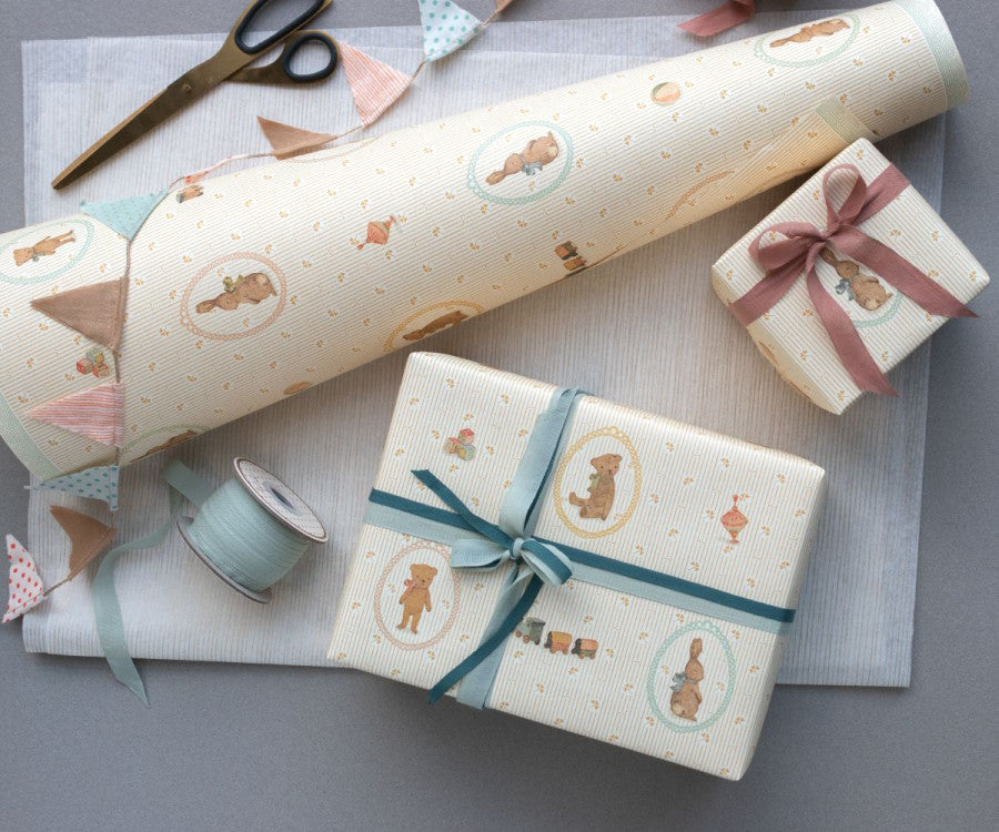Maileg-Geschenkpapier-Hasen-und-Teddies-15-2201-00