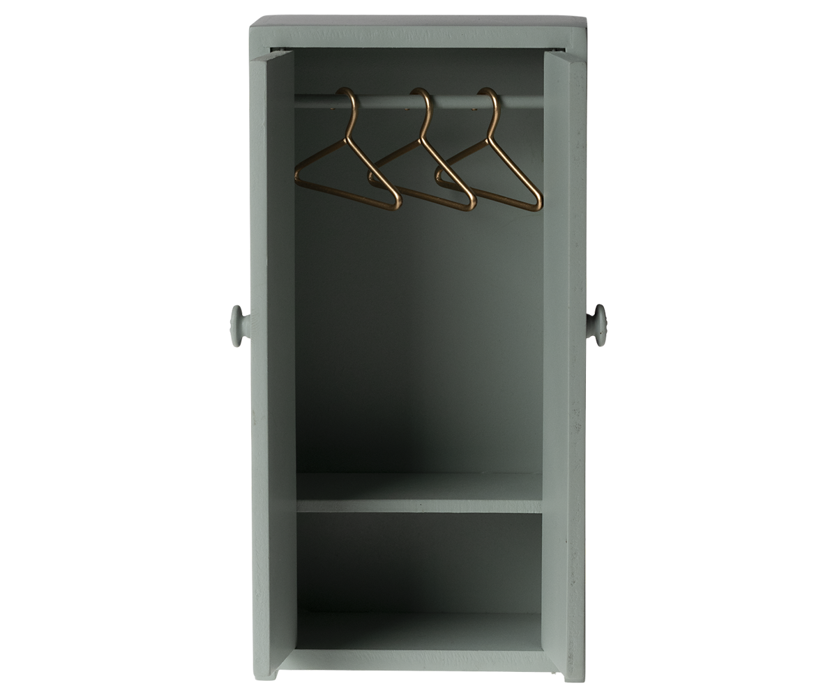 Maileg-Holzschrank-Kleiderschrank-Maus-soft-blue-11-4008-02