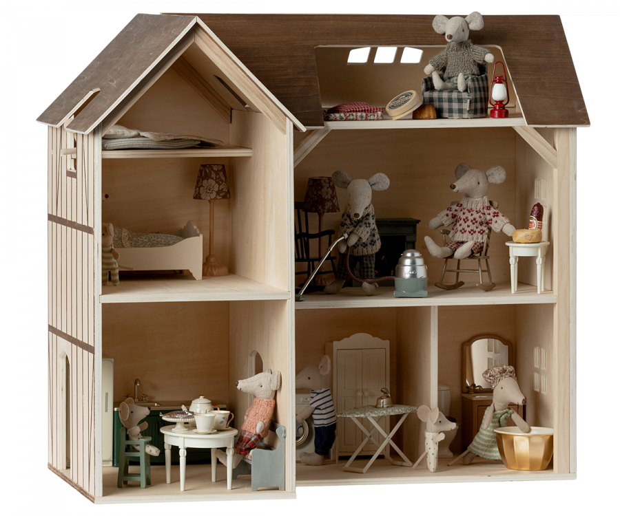 Maileg-Mouse-Hole-Farmhouse