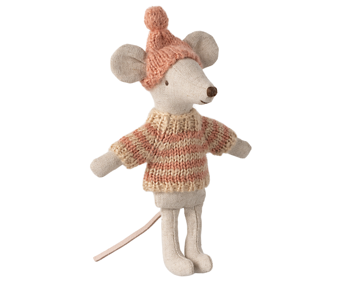 Maileg-Strickpullover-Mütze-grosse-Schwester-Maus-17-4212-00