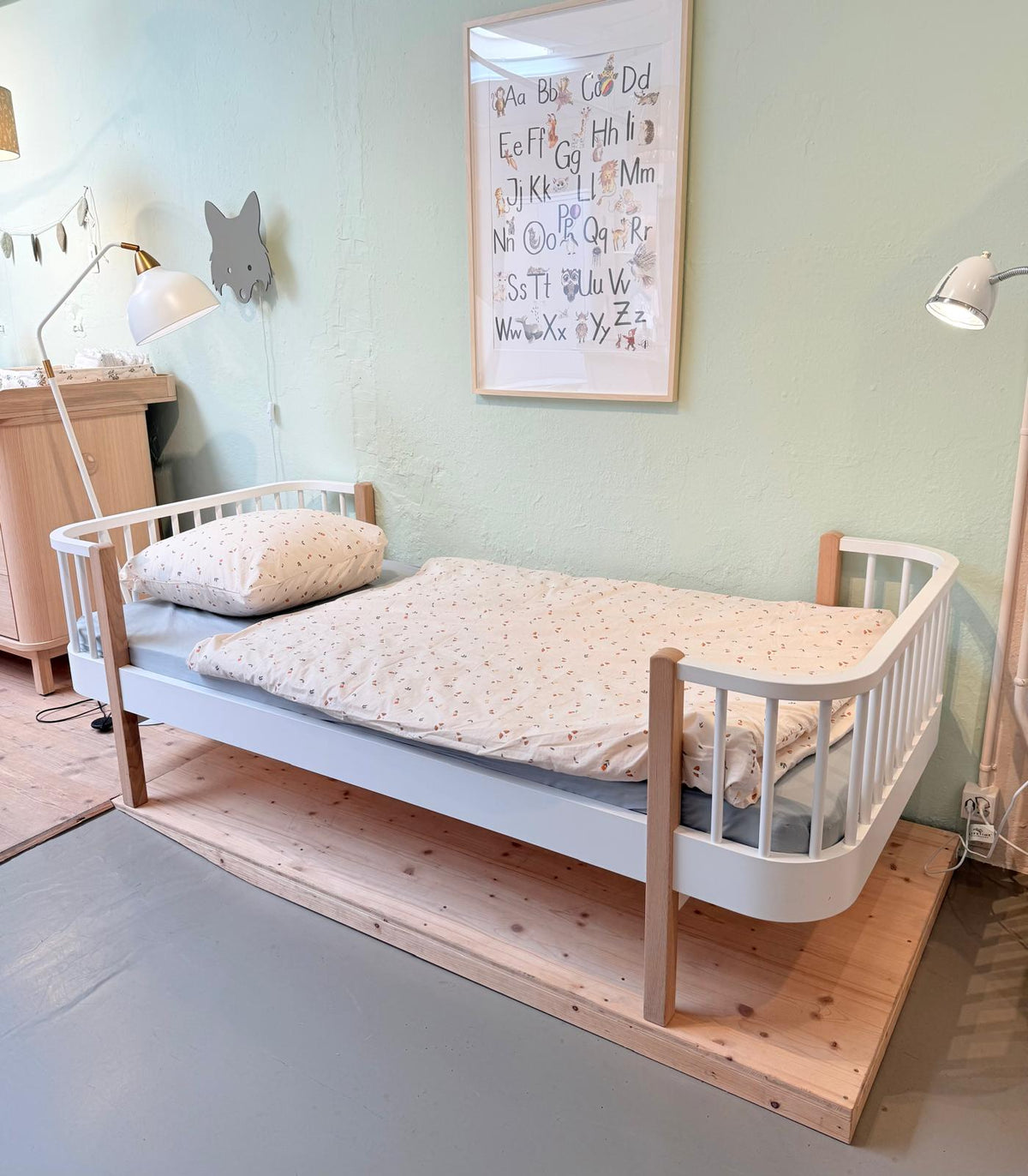 Oliver Furniture Wood Original Einzelbett Ausstellungsstück mit Rabatt