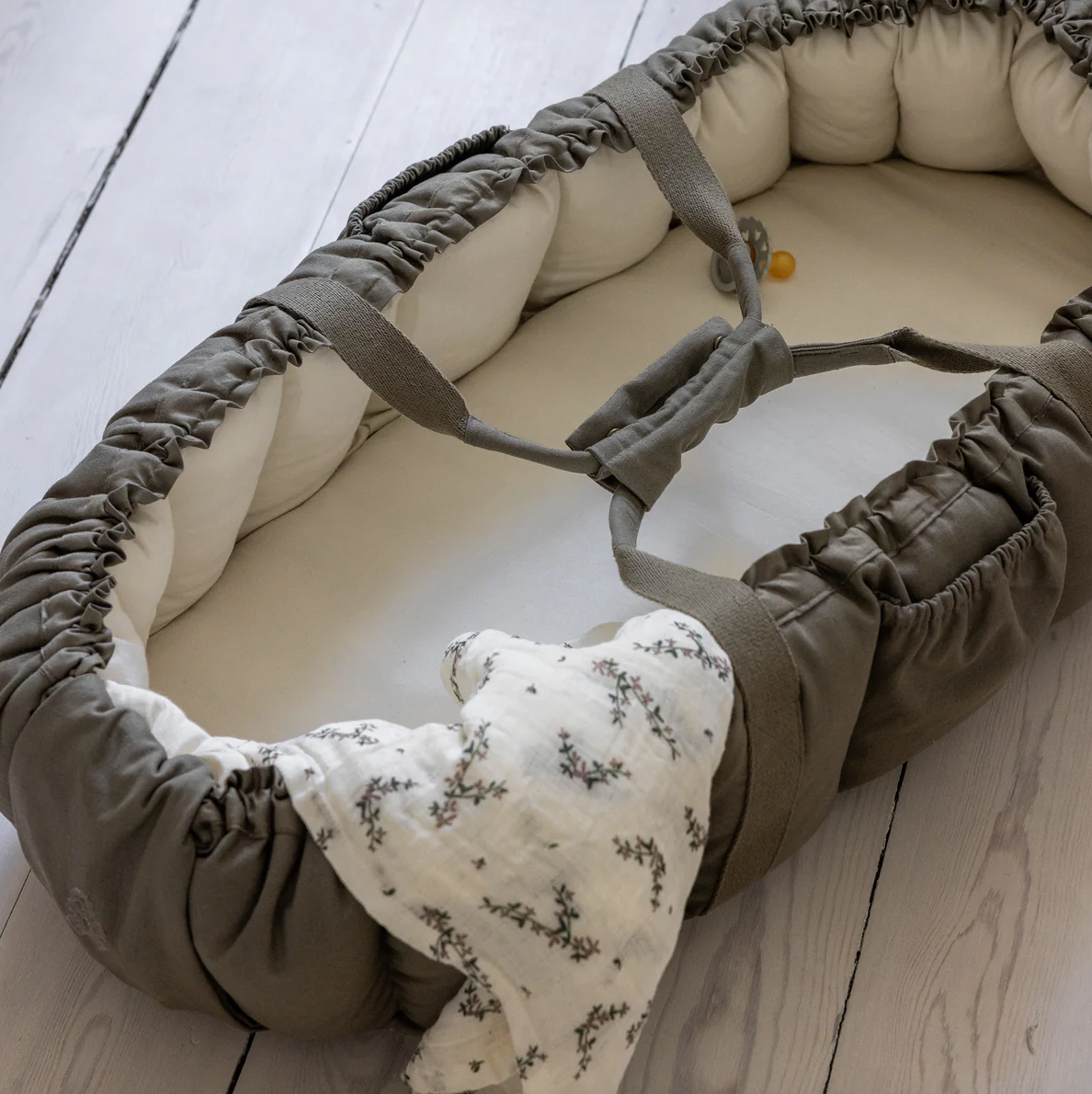 Sebra-3-in-1-Baby-Nest-Dark-Olive