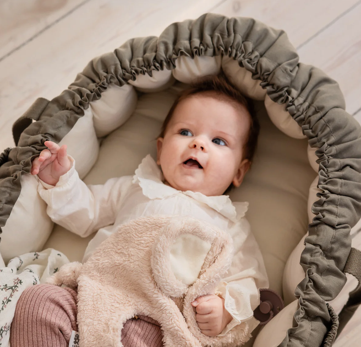 Sebra-3-in-1-Baby-Nest-Dark-Olive