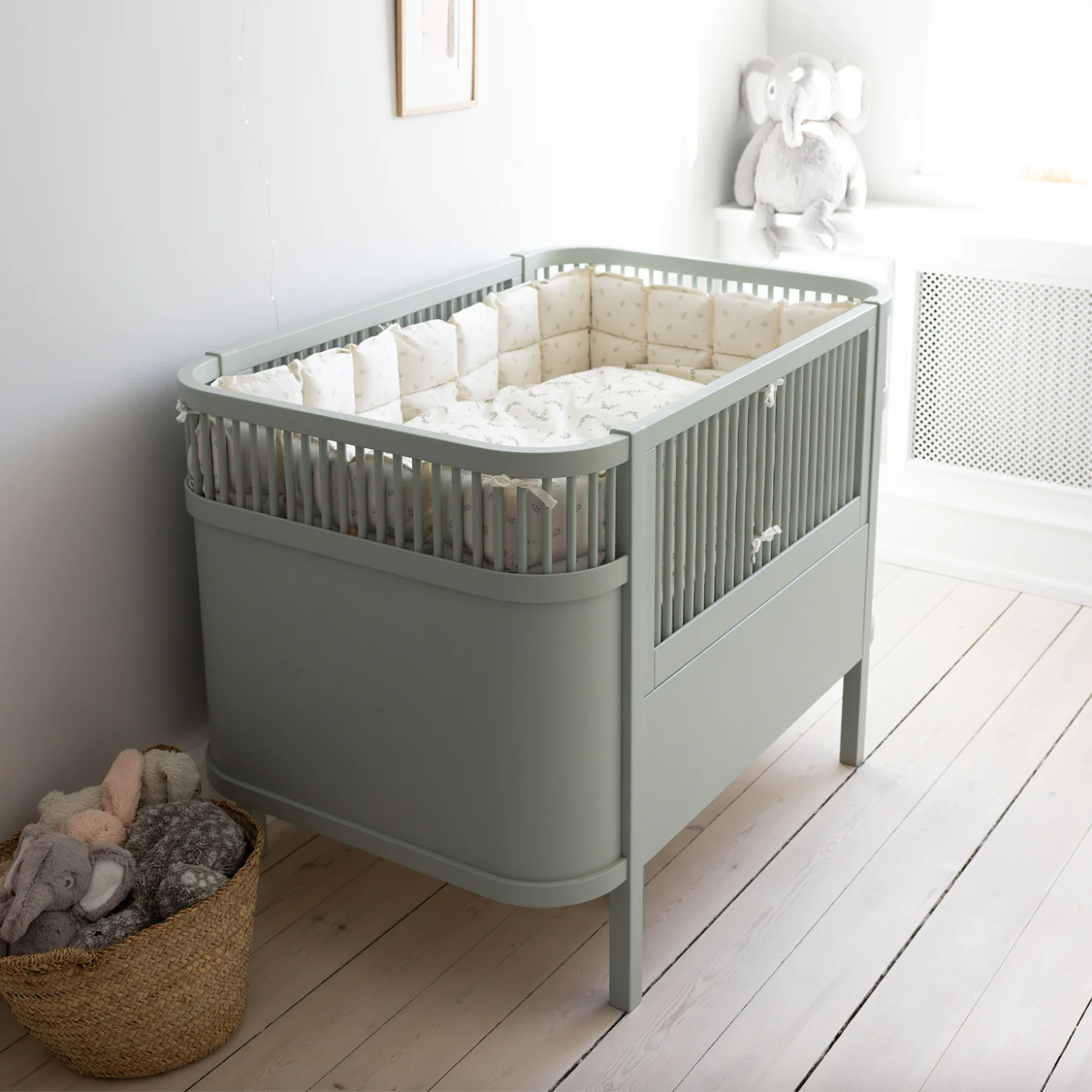 Sebra-Baby-Juniorbett-mist-green-200130044