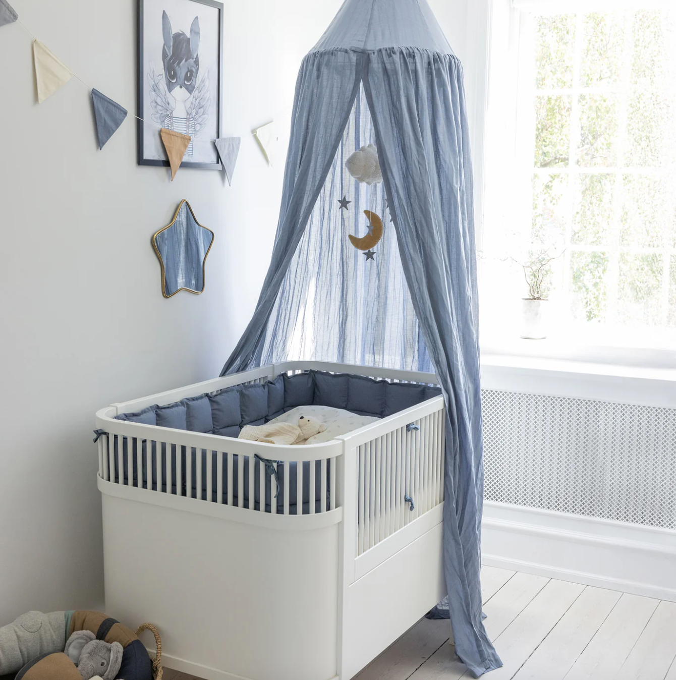 Sebra-Baldachin-Dobby-Webart-forest-lake-blue-101530017