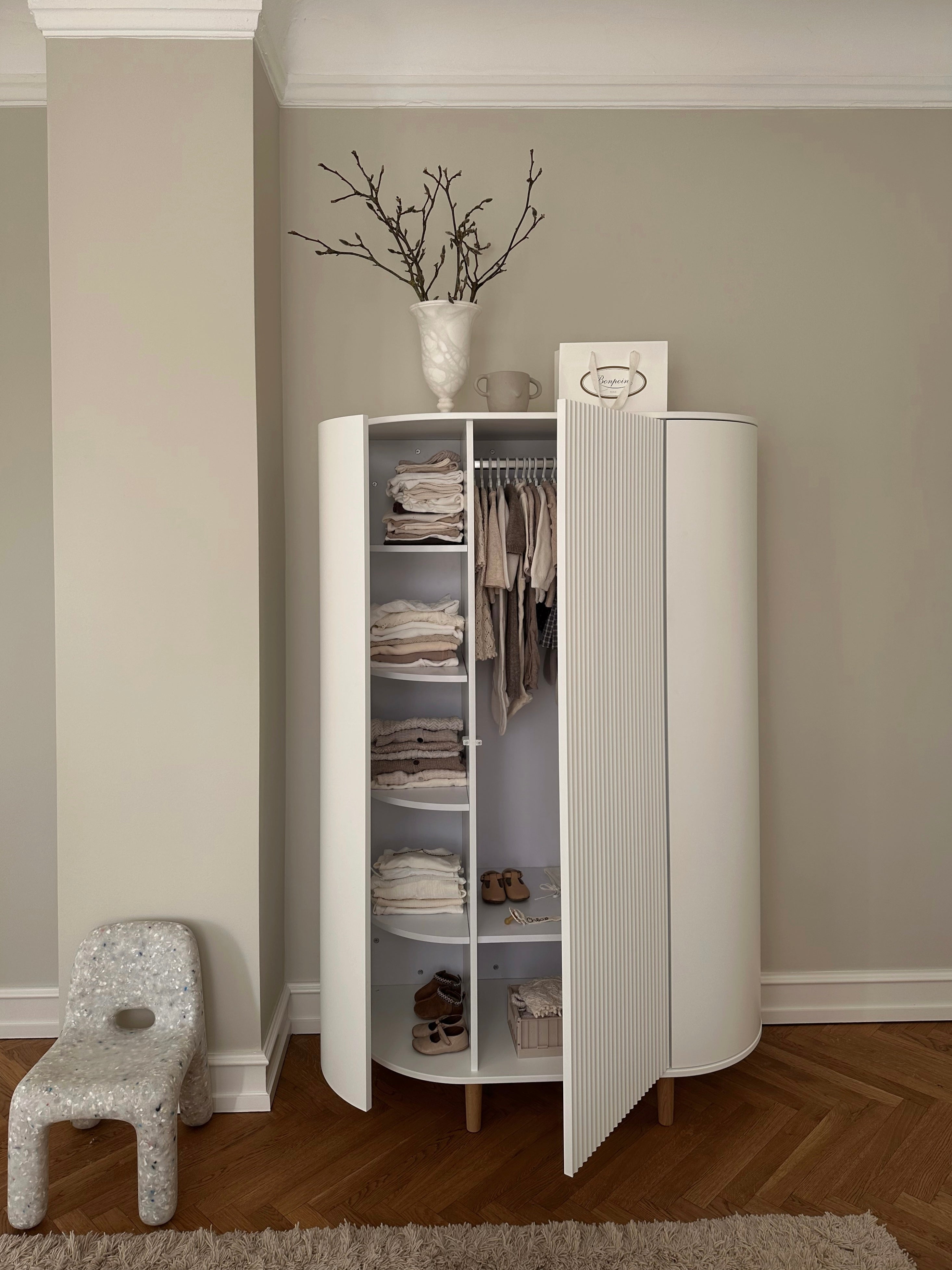 Kas-Kopenhagen-Kai-Wardrobe-white-Kwb-001