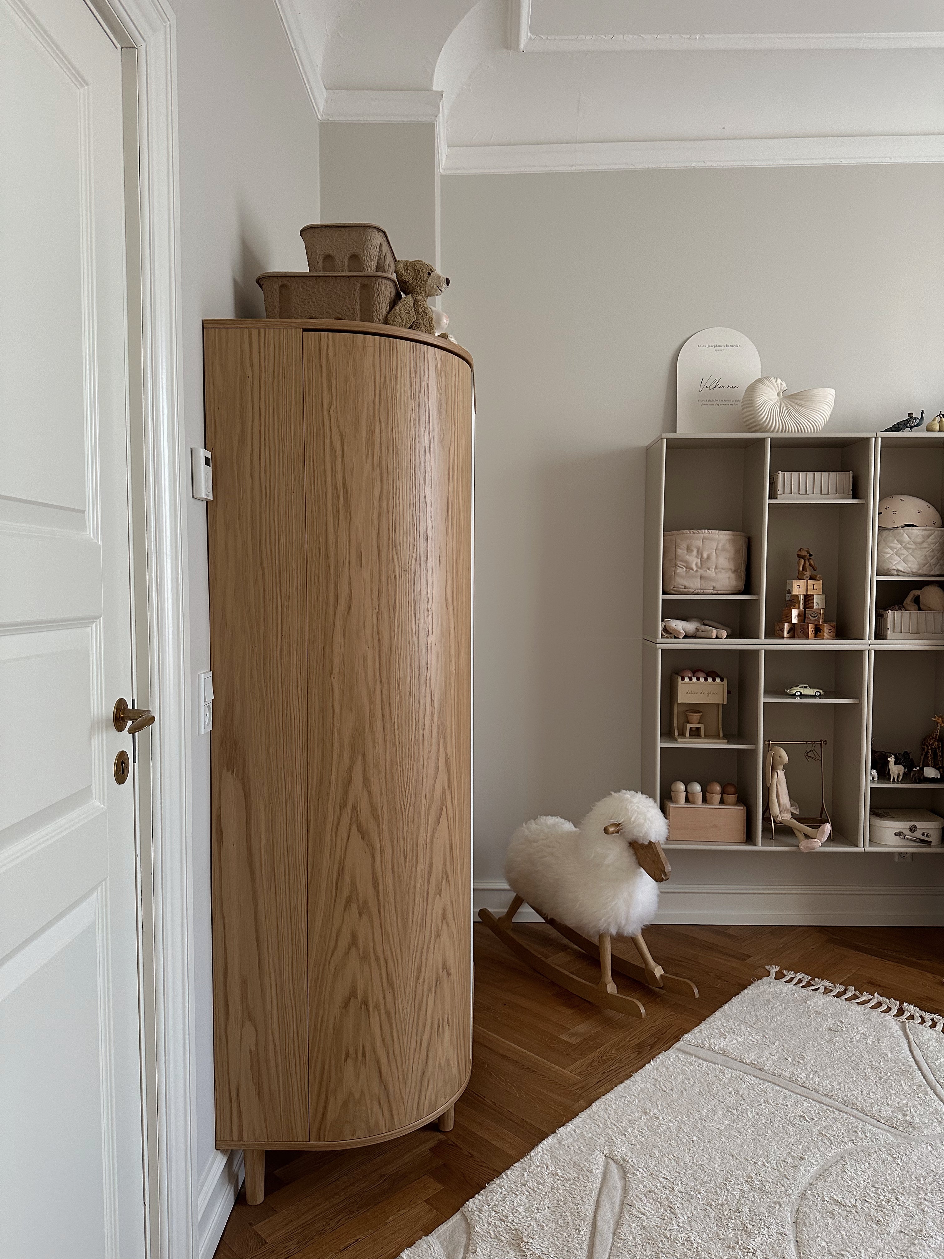Kas-Kopenhagen-Schrank-Kai-Eiche-Kwb-003