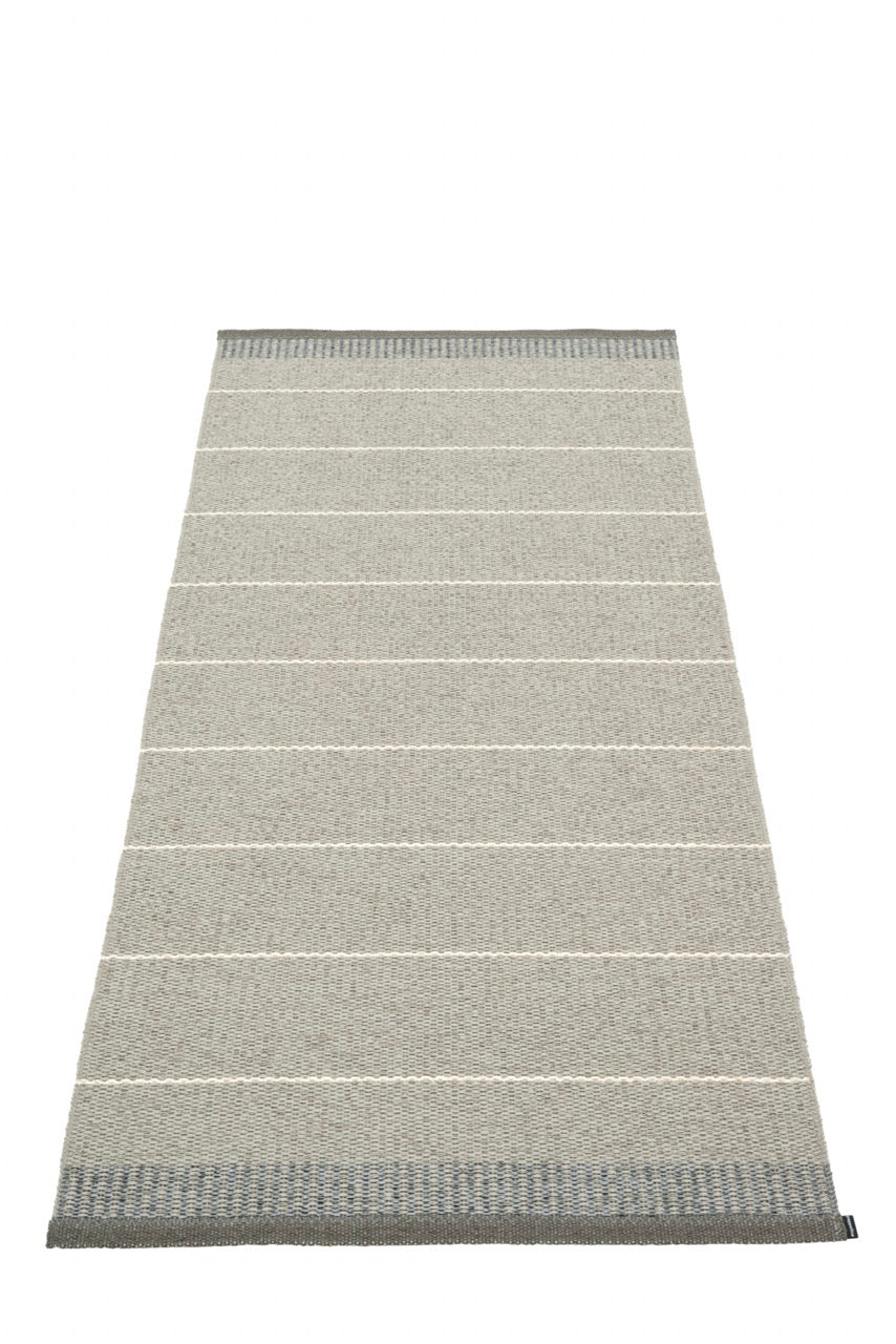 Pappelina-Teppich-Belle-Concrete