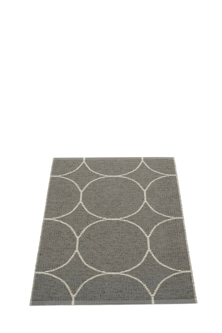 Pappelina-Boo-Carpet-Charcoal