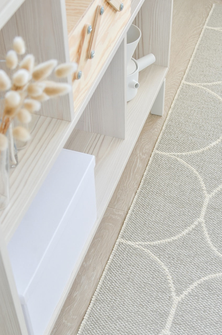 Pappelina-Boo-Teppich-Linen