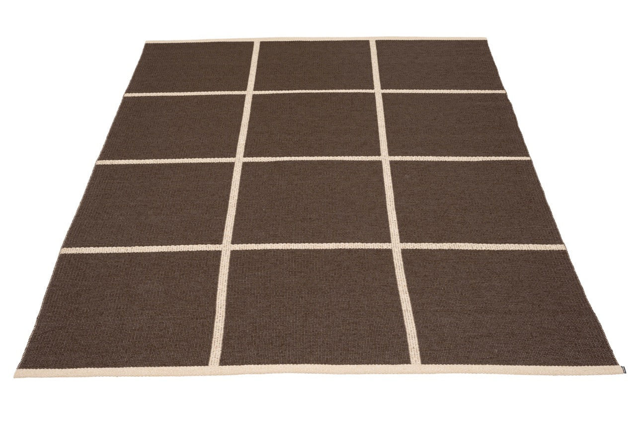 Pappelina-Criss-dark-brown-Carpet