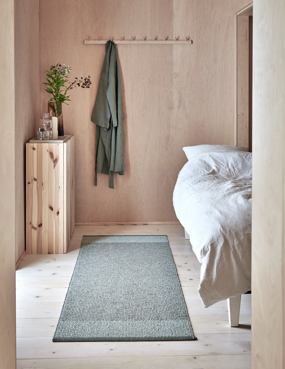 Édition de tapis Pappelina Army Sage Stone Metallic