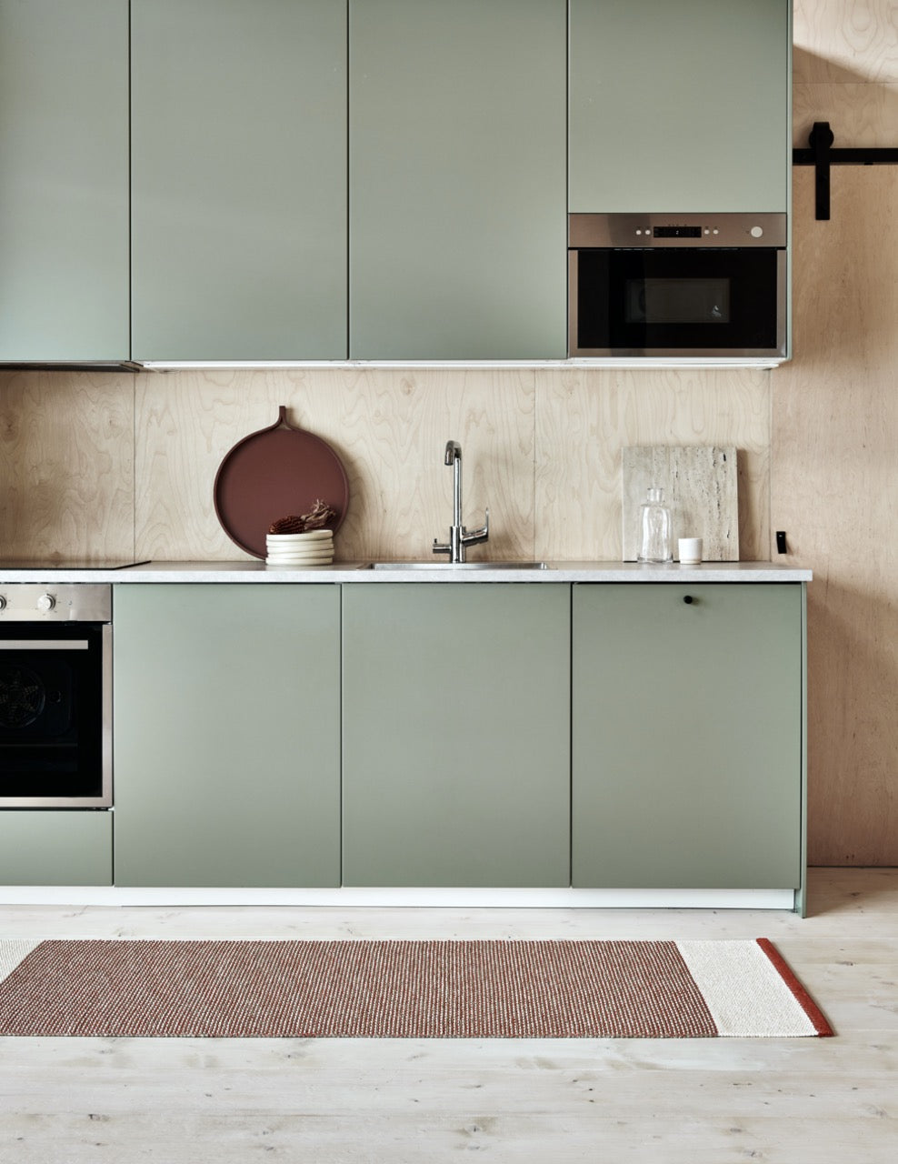 Pappelina-Teppich-Edit-Brick-Vanilla-Linen-Metallic