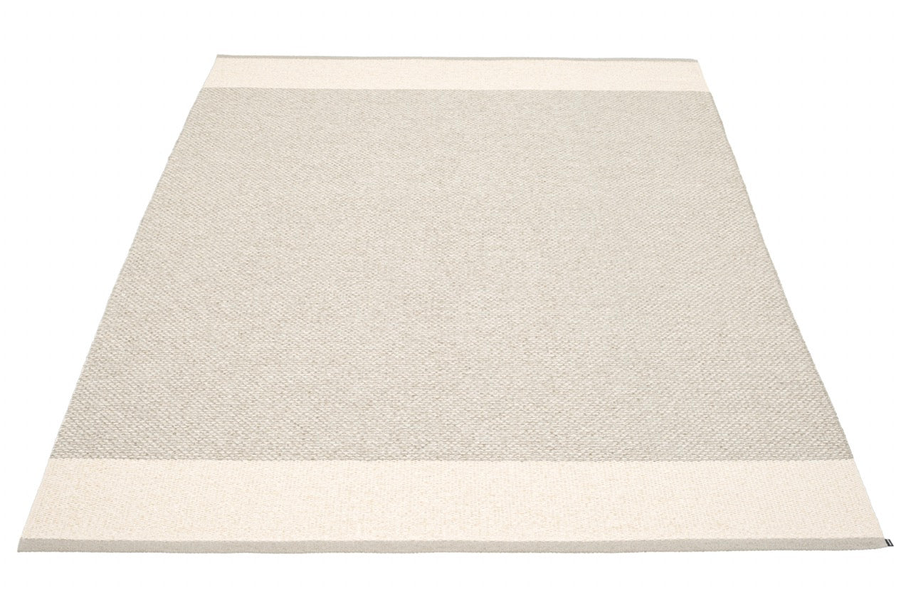 Pappelina-Teppich-Linen Vanilla Stone Metallic