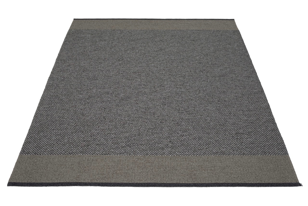 Pappelina-Edit-Black-Charcoal-Granit-Metallic