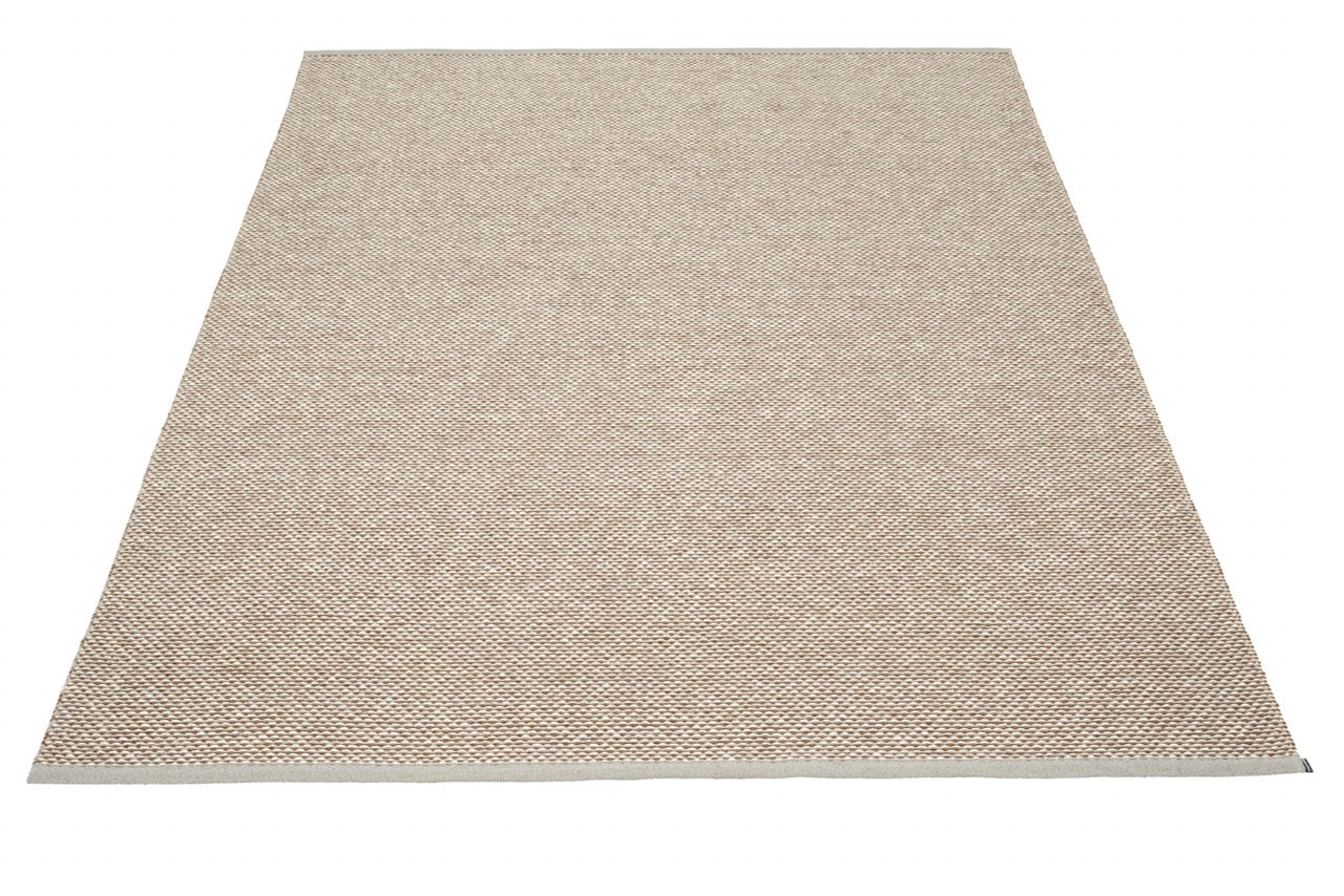 Tapis Pappelina Effi Warm Gris Brun Vanille