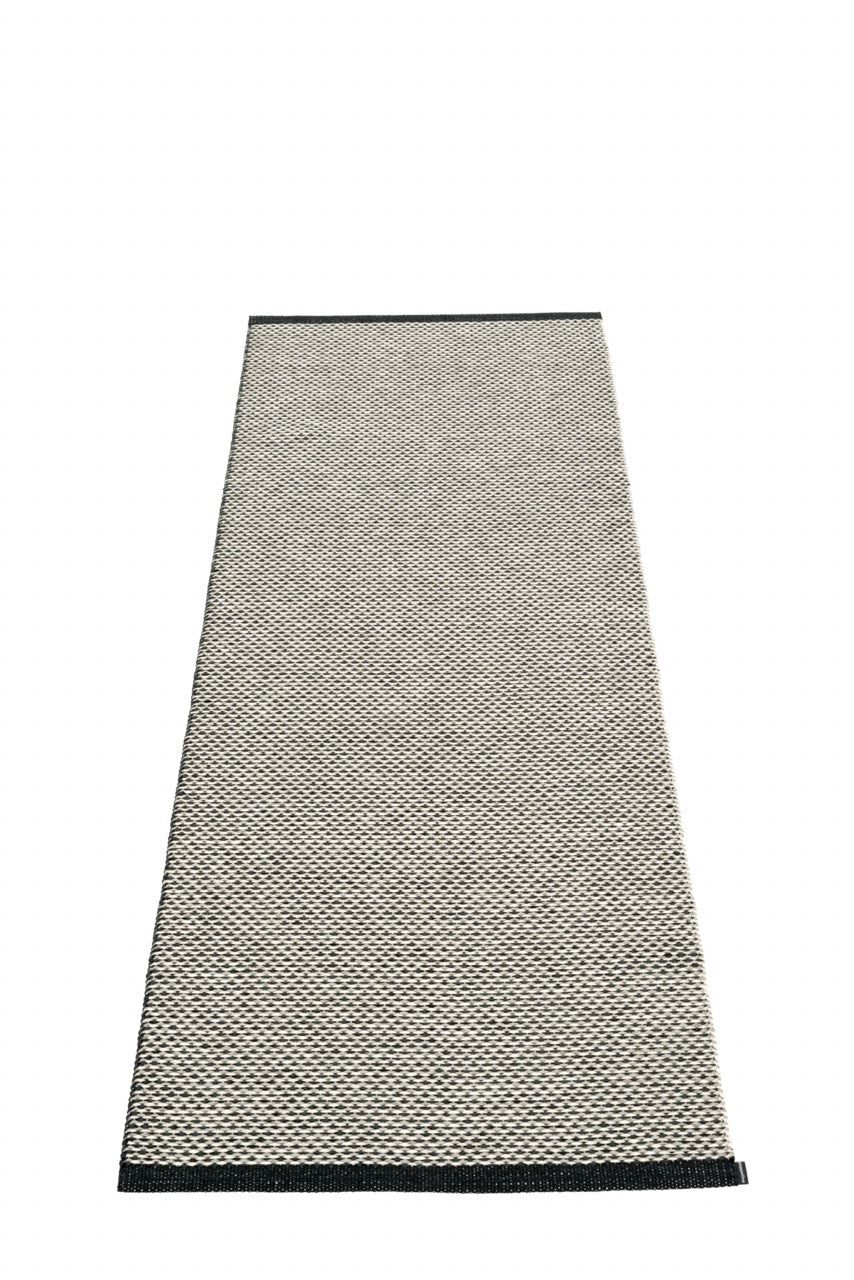 Pappelina-Teppich-Effi-Black-Warm-Grey-Vanilla