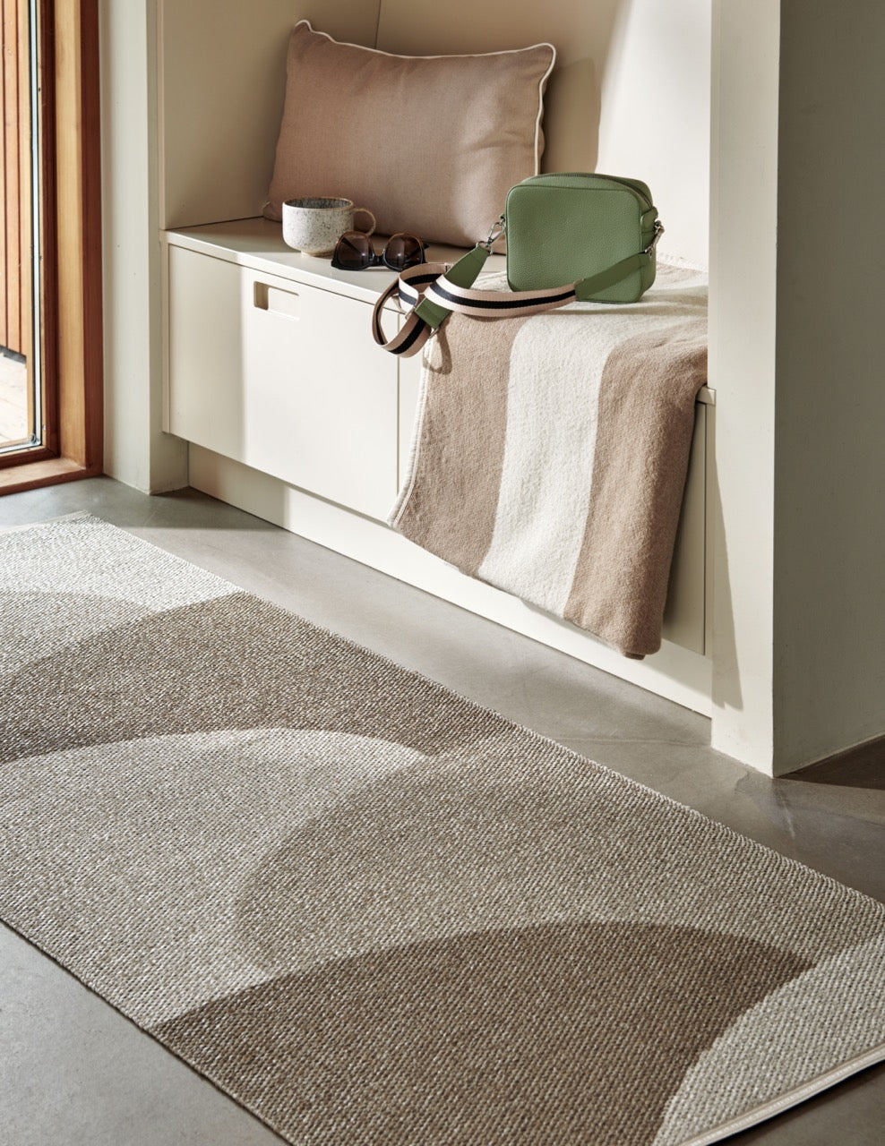 Pappelina-Hill-Dark-Linen-Carpet