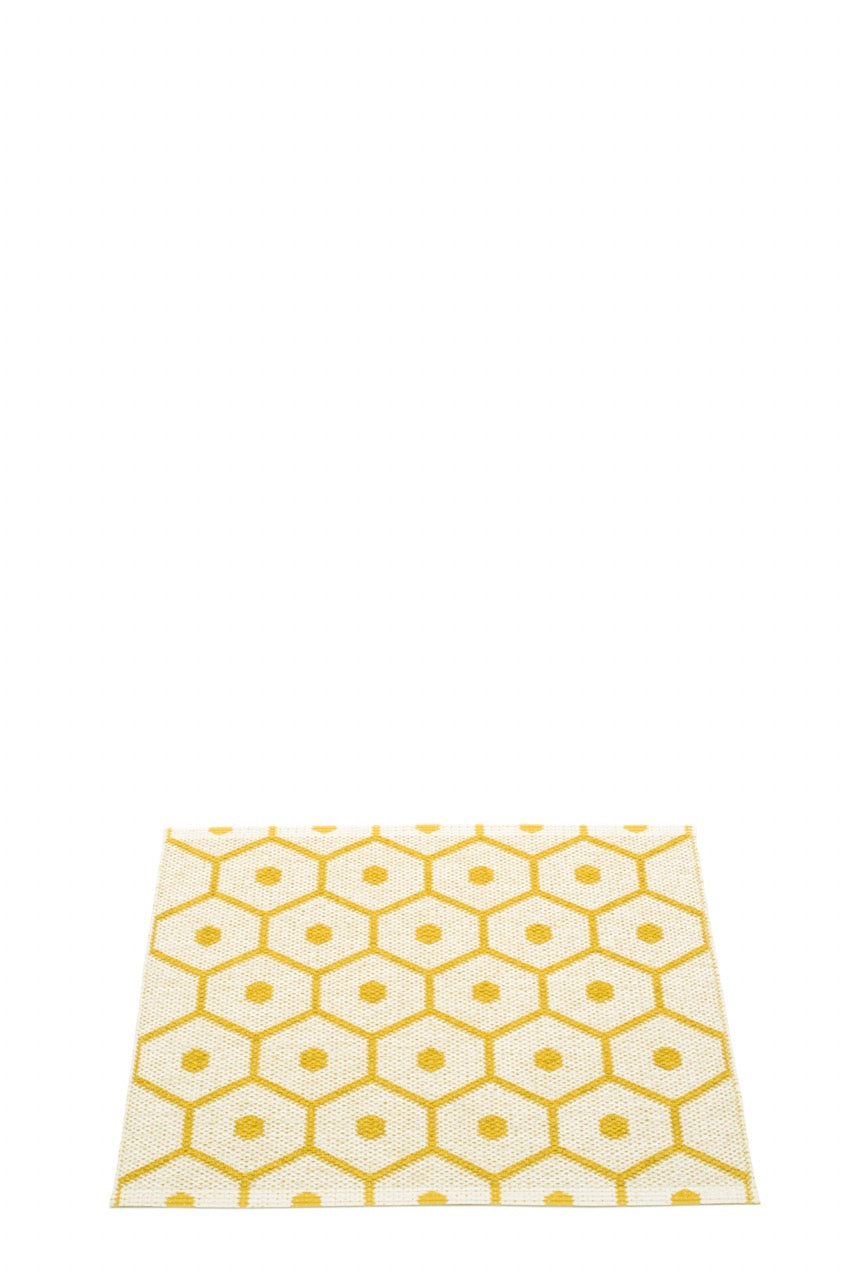 Pappelina-Honey-Teppich-Mustard-Vanilla
