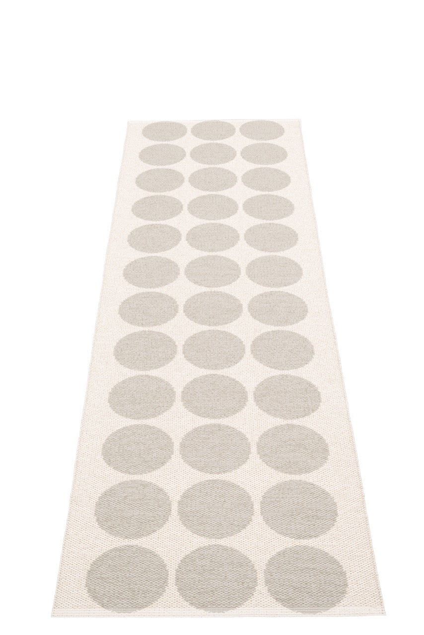 Pappelina-Hugo-Linen-Carpet