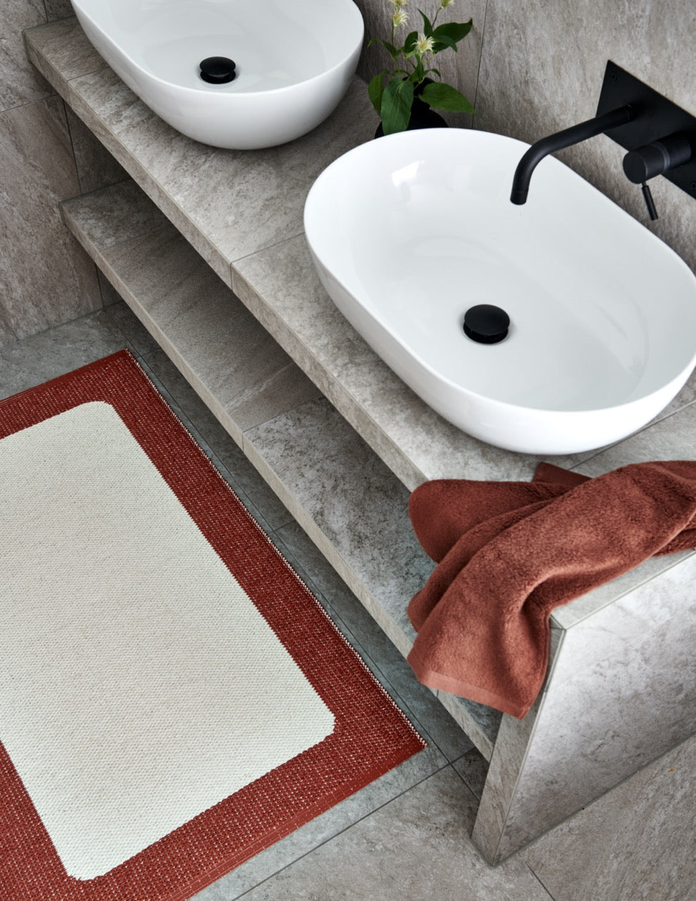 Pappelina-Ilda-Brick-Vanilla-Carpet