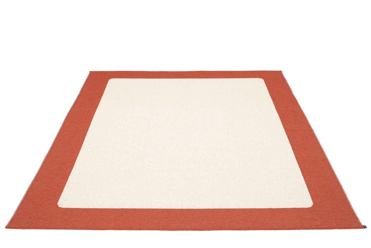 Pappelina-Ilda-Brick-Vanilla-Carpet