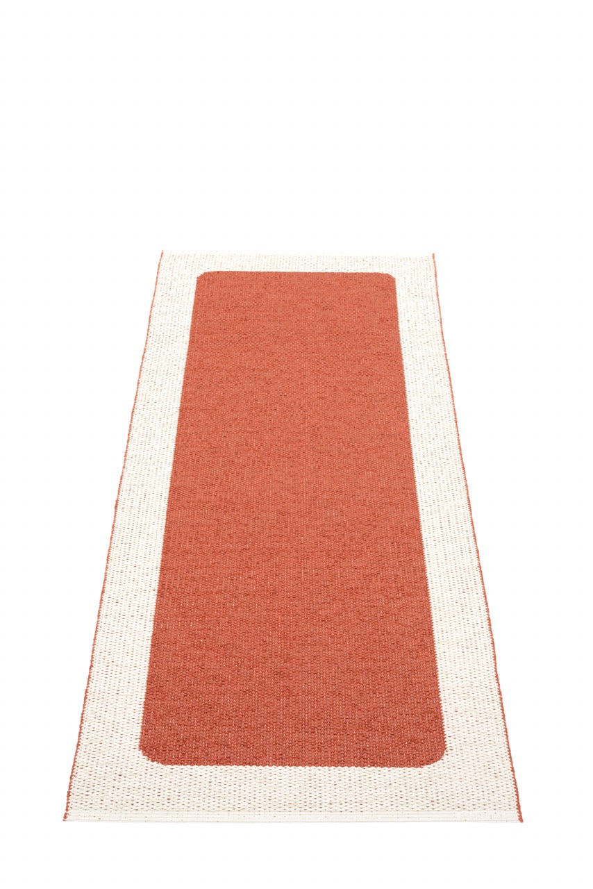 Pappelina-Ilda-Brick-Vanilla-Carpet