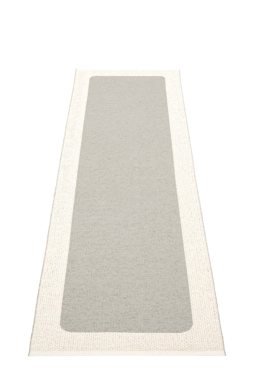 Pappelina-Teppich-Ilda-Warm-Grey