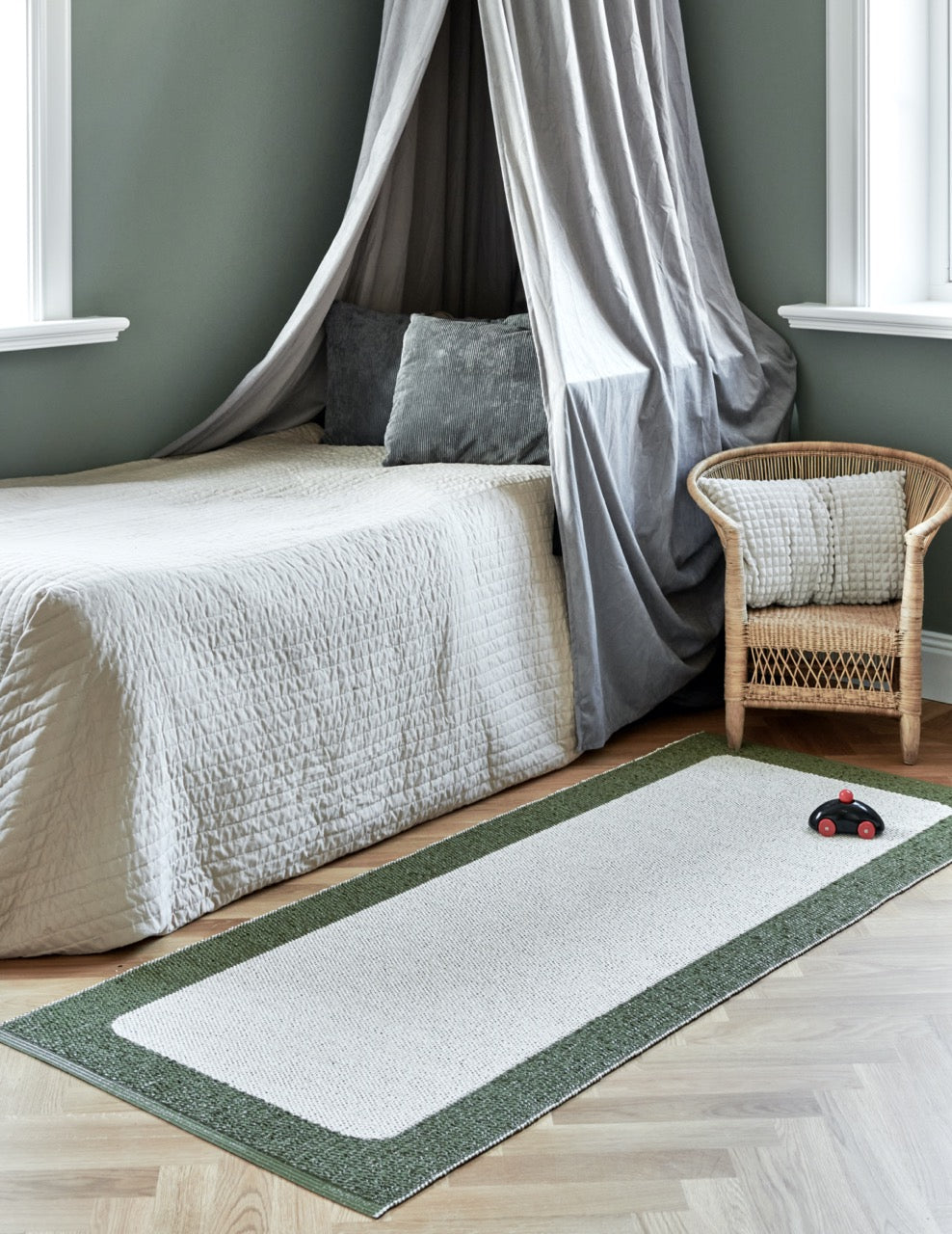 Pappelina-Ilda-Pine-Carpet