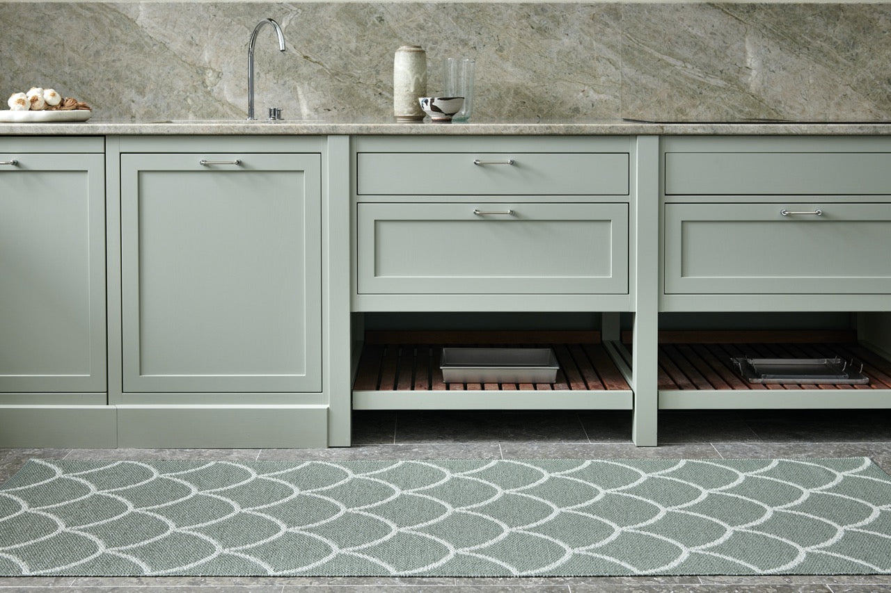 Pappelina-Teppich-Kotte-Army-Sage