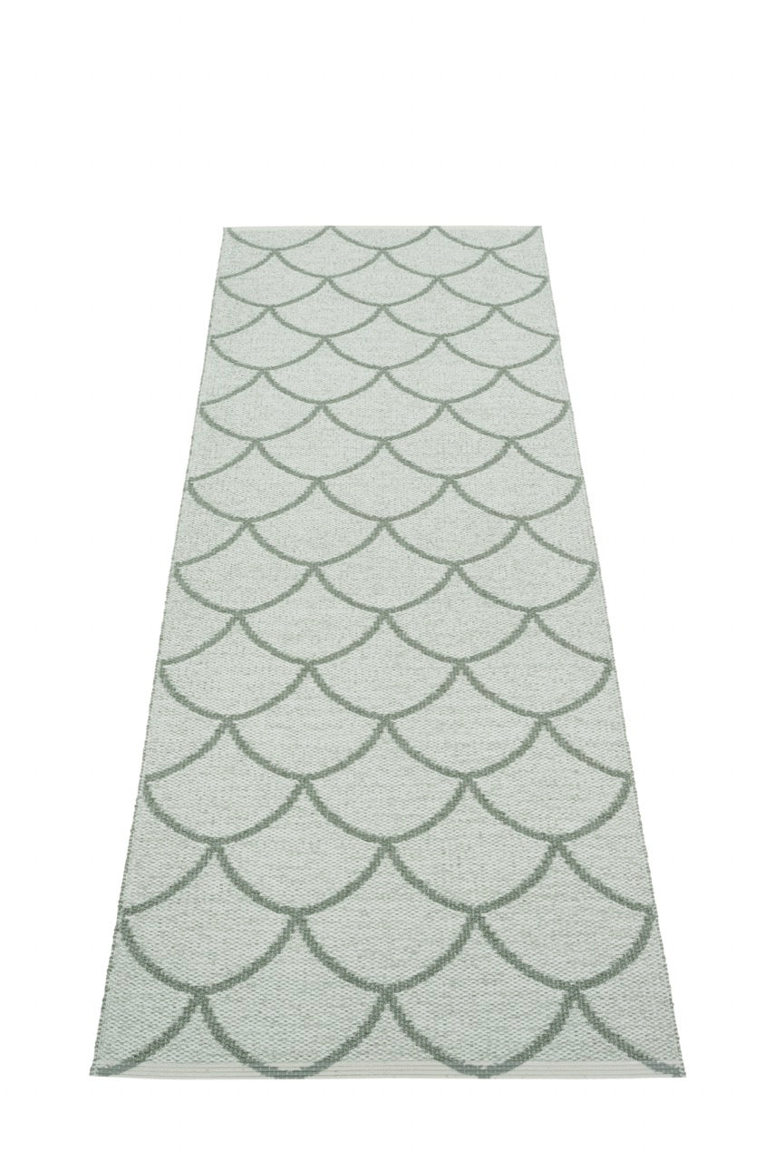 Pappelina-Teppich-Kotte-Army-Sage