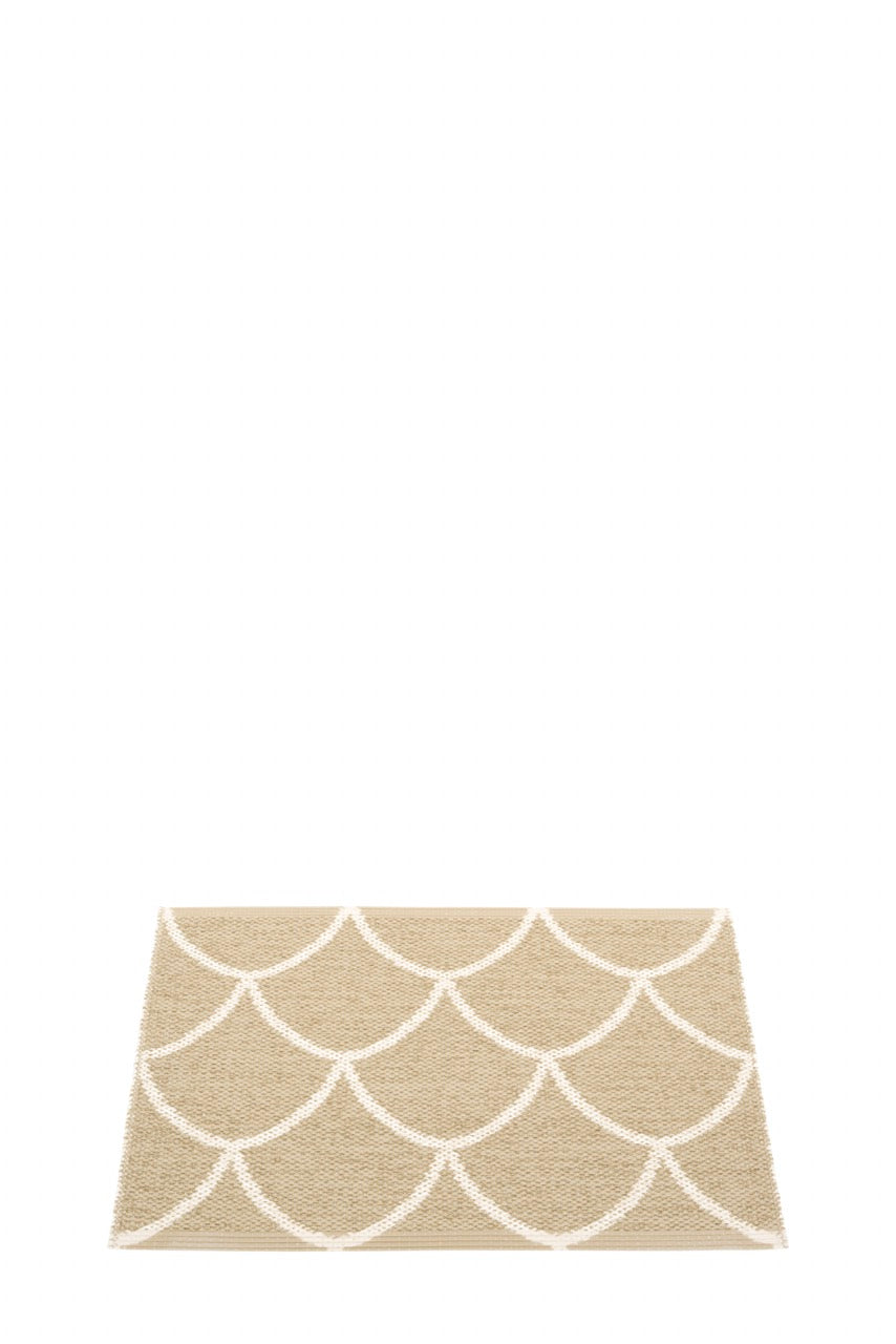 Pappelina-Teppich-Kotte-Sand-Vanilla