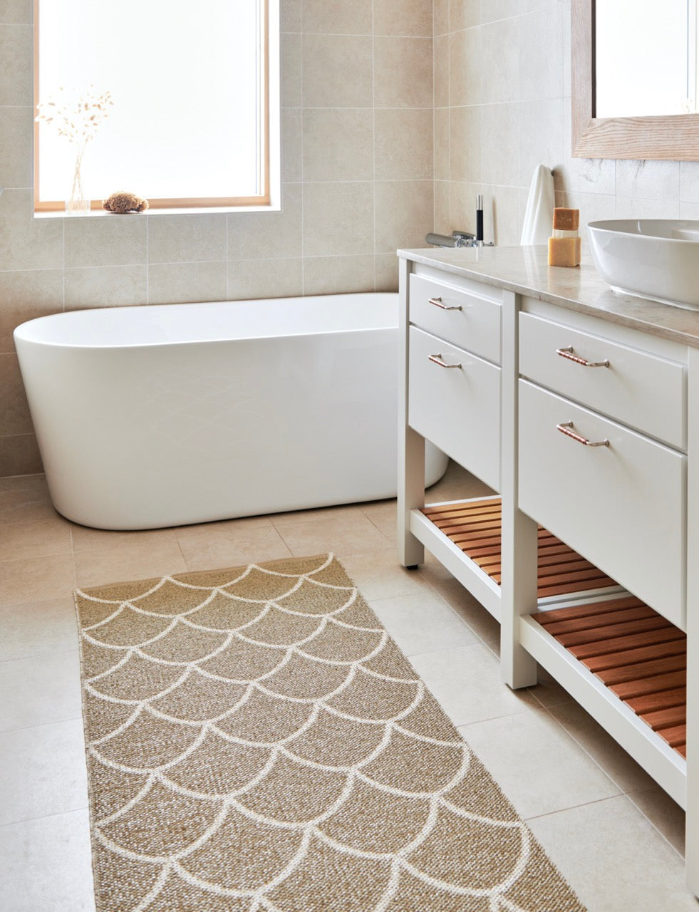 Pappelina-Teppich-Kotte-Sand-Vanilla