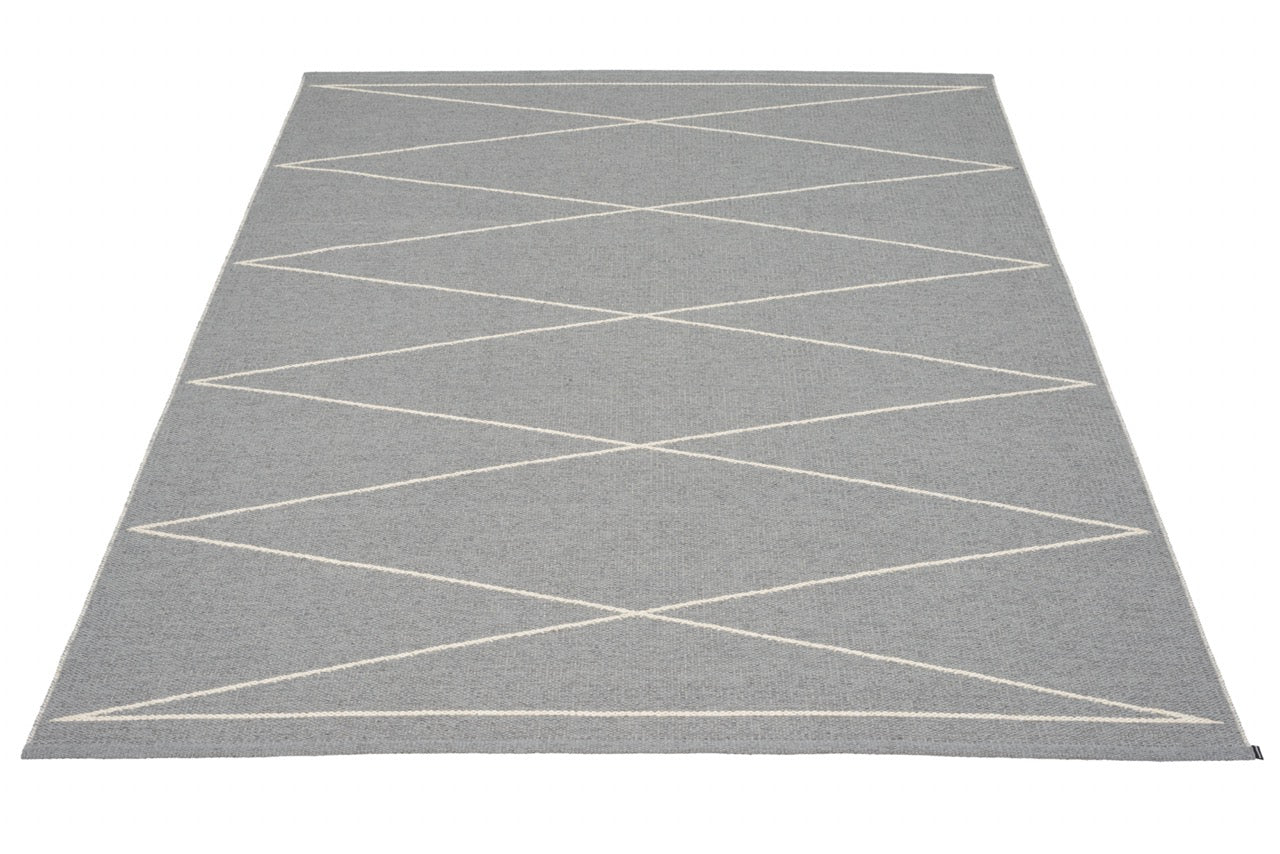 Pappelina-Max-Teppich-grey-vanilla