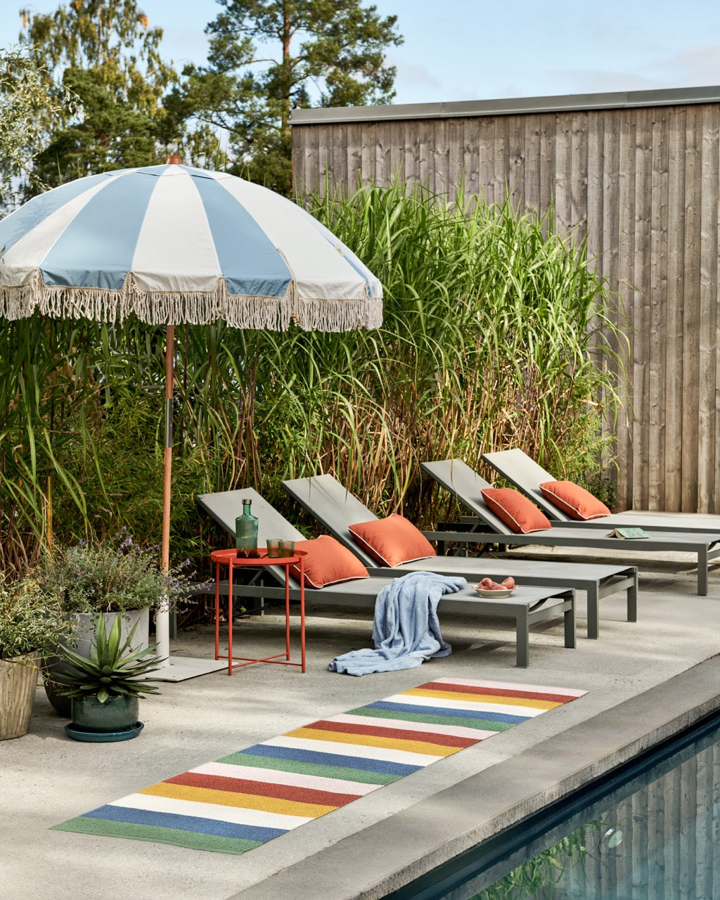 Pappelina-Carpet-Molly-Happy