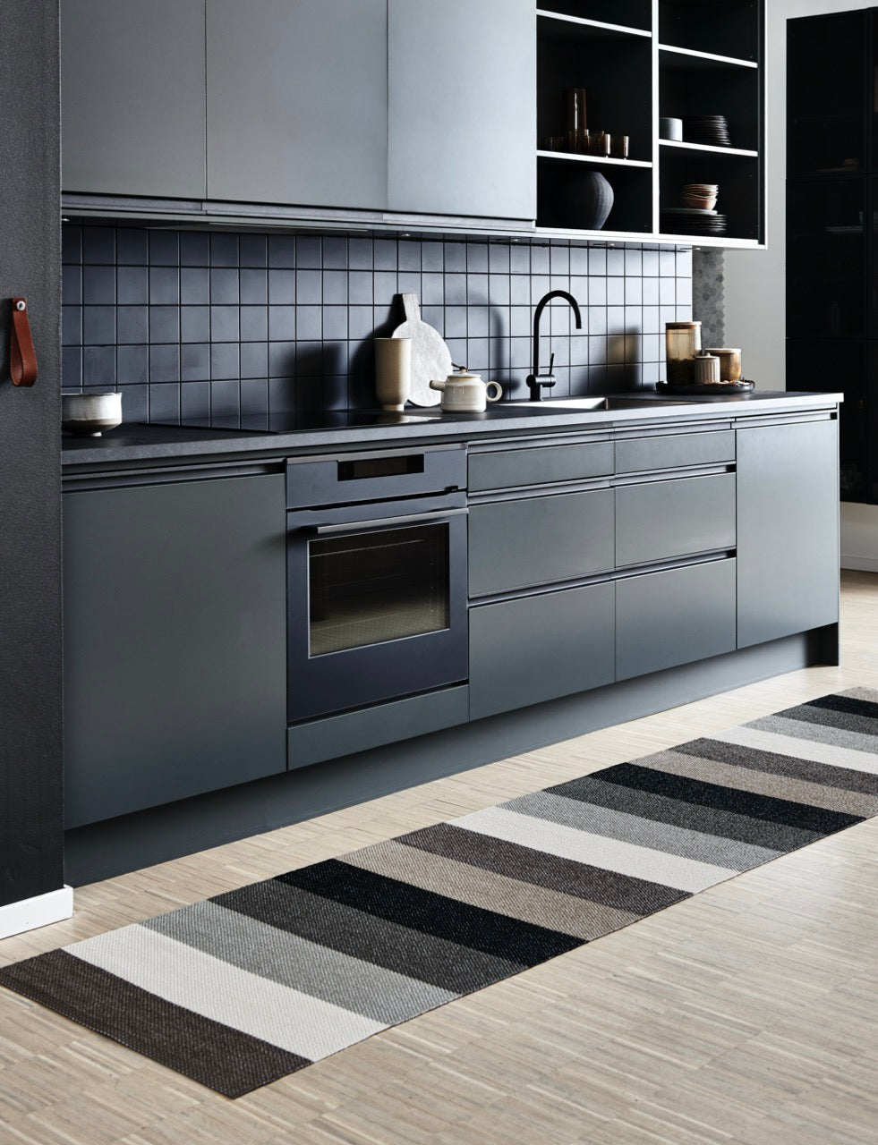 Pappelina-Molly-Teppich-Mud