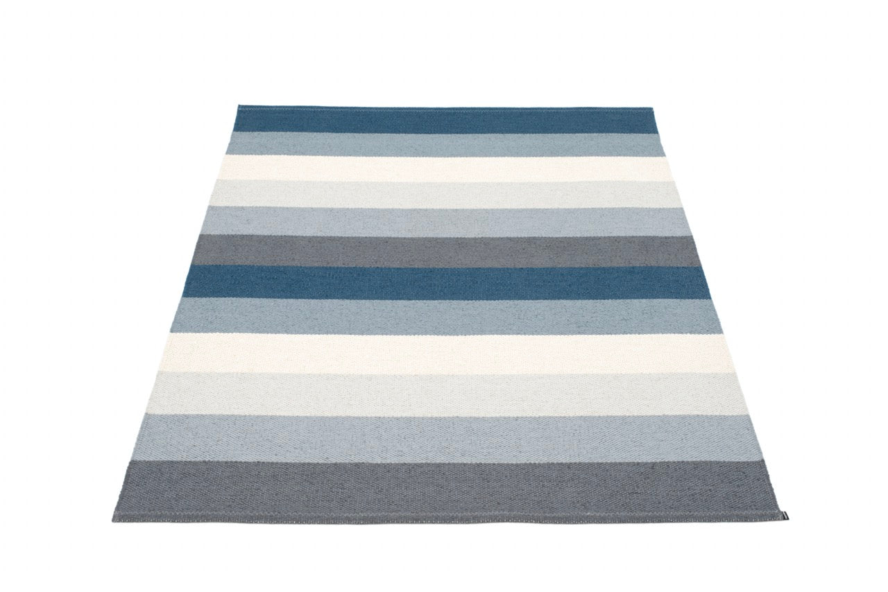 Pappelina-Teppich-Molly-Ocean-Grey