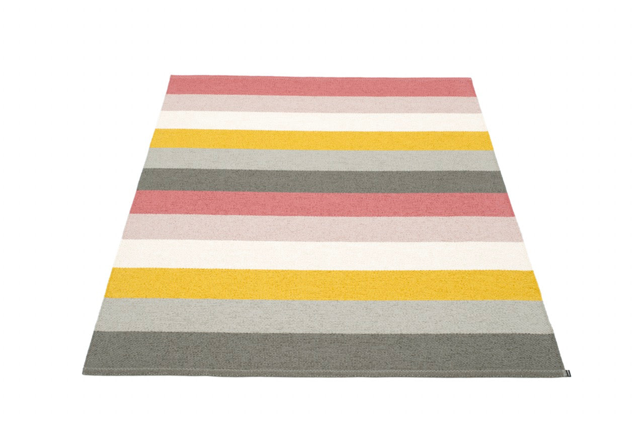 Pappelina-Teppich-Molly-Moor